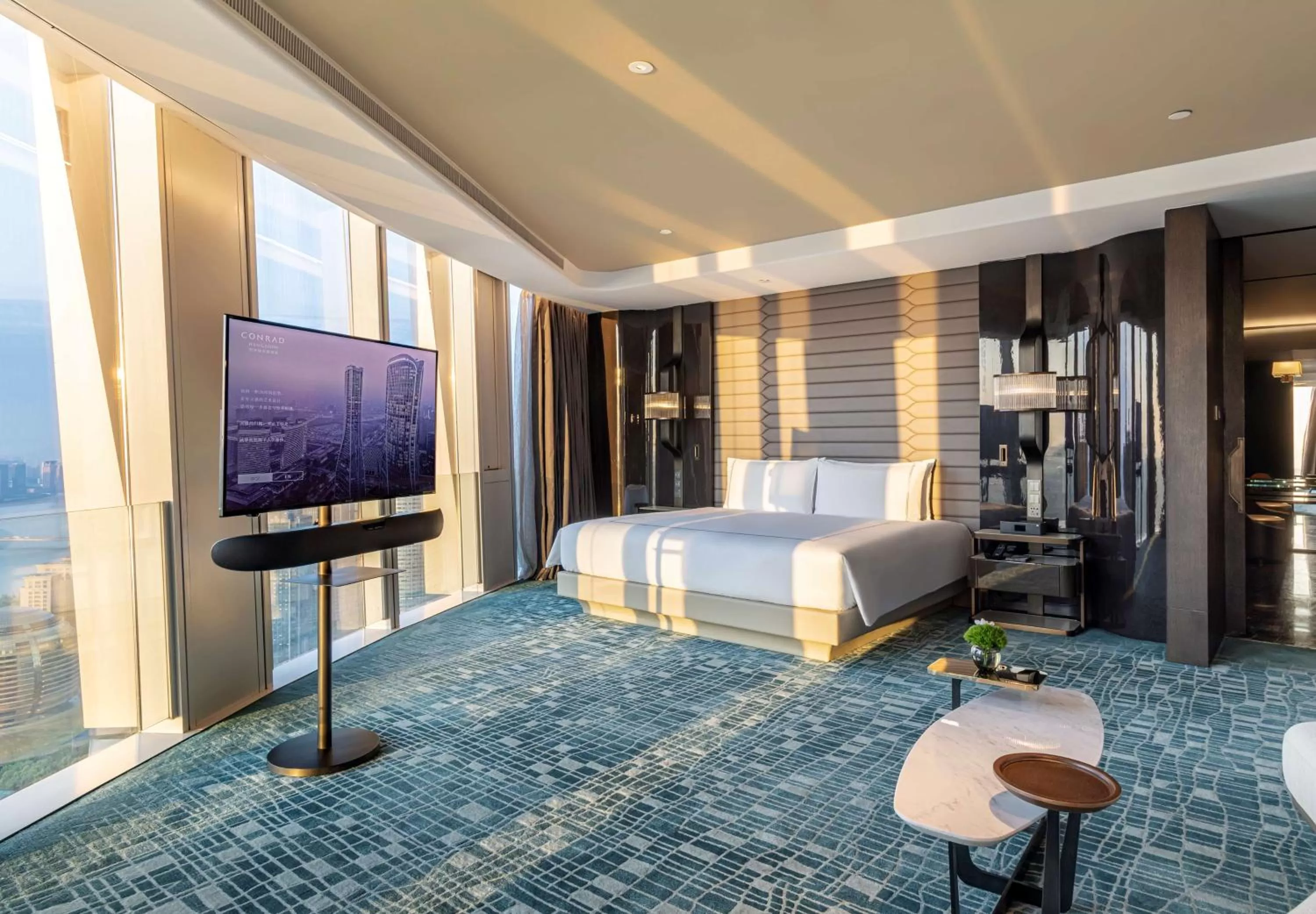 Bedroom in Conrad Hangzhou
