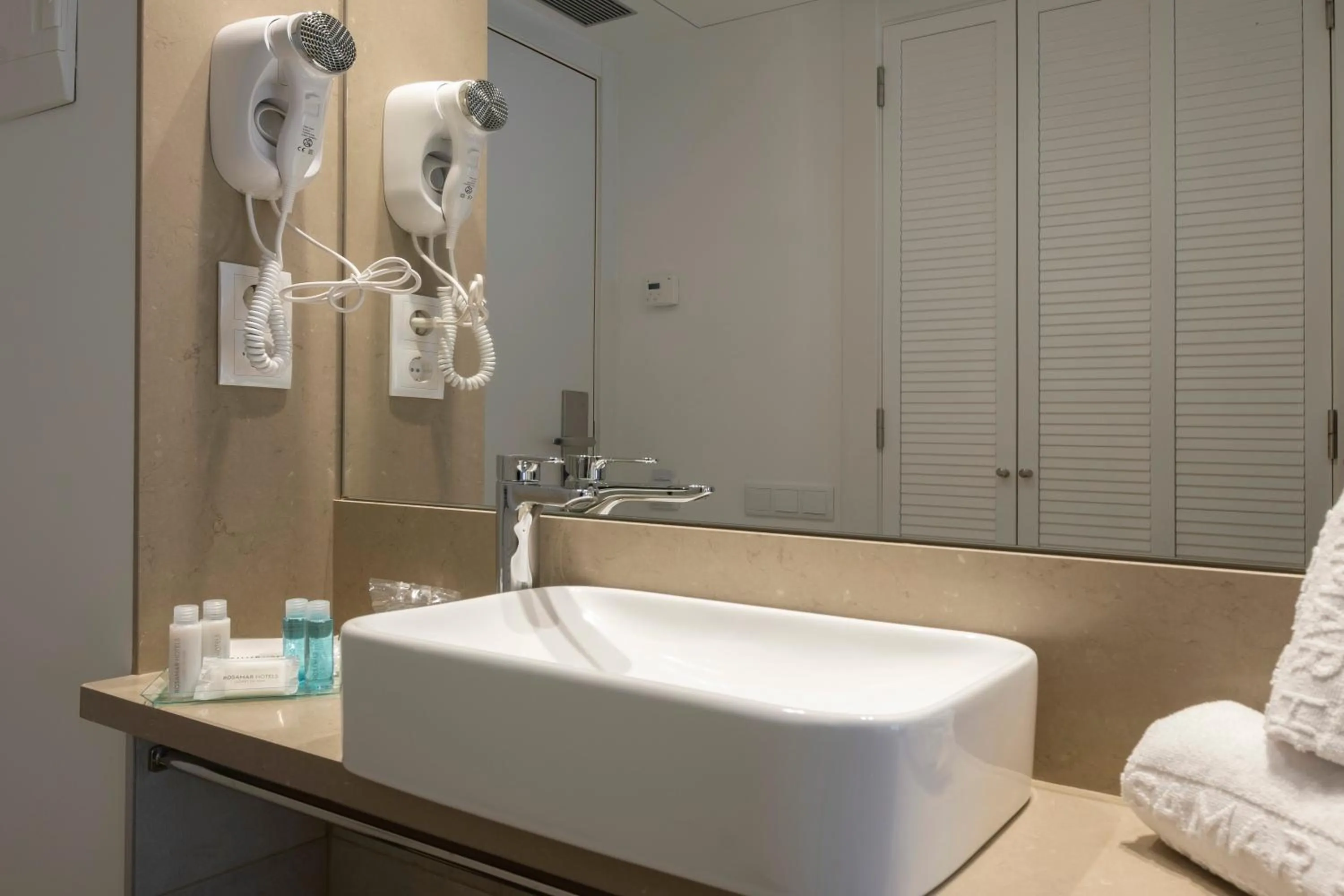 Bedroom, Bathroom in Rosamar Es Blau 4*s - Adults Only