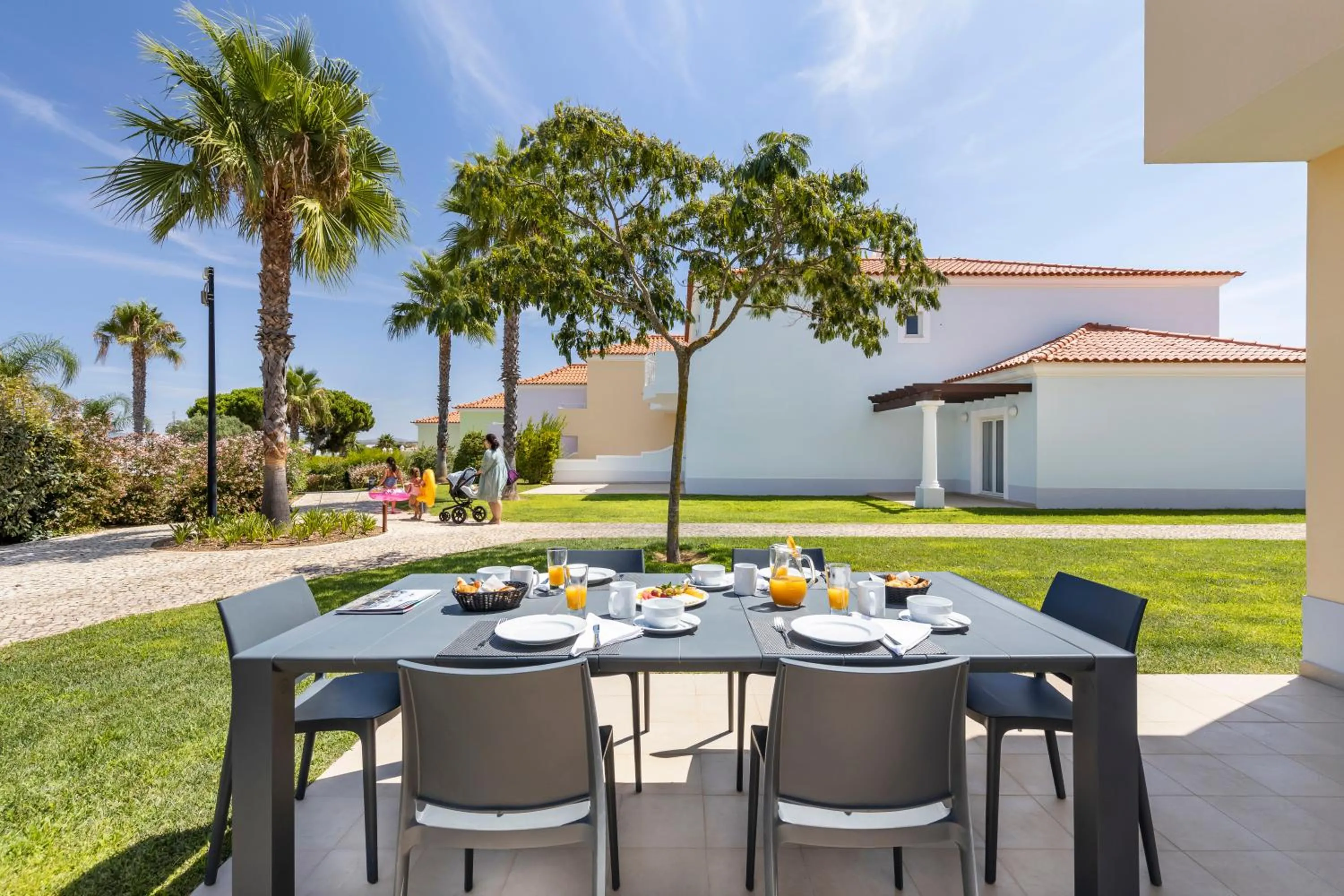 Garden in Eden Villas & Apartments