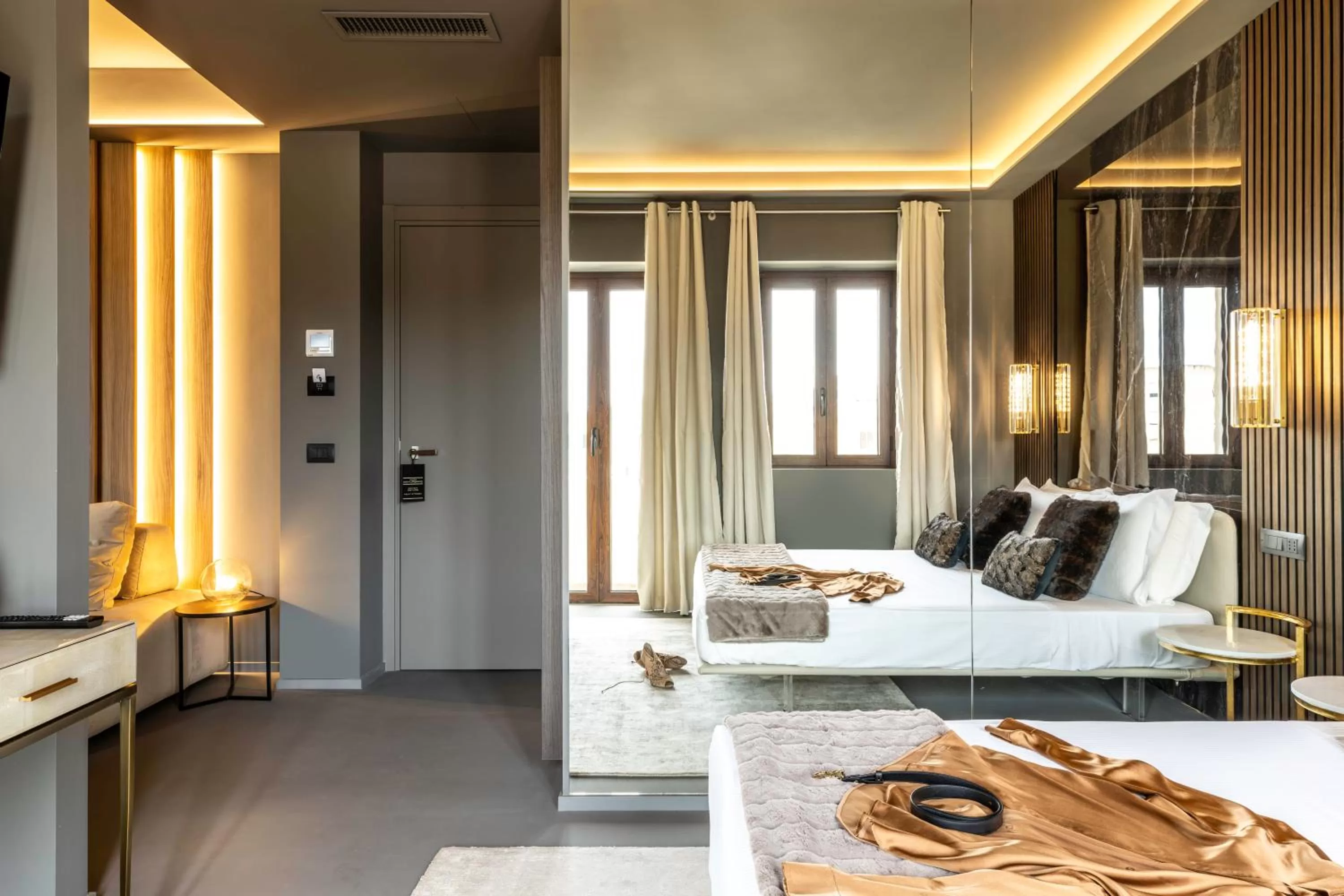 Photo of the whole room, Seating Area in Boutique Marconi