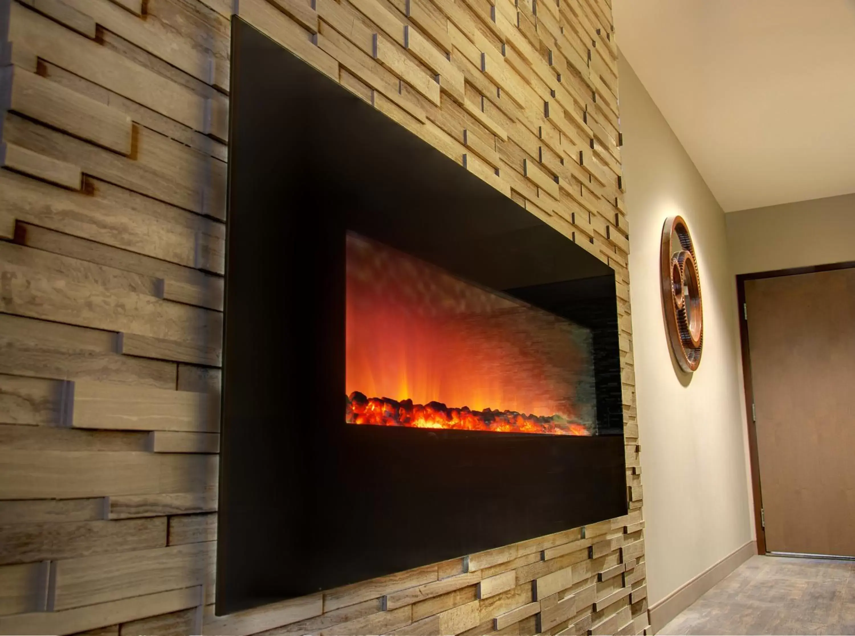 Two Queen Bed Suite - Mobility Accessible Tub in Hotel Indigo Traverse City, an IHG Hotel Two Queen Bed Suite - Mobility Accessible Tub in Hotel Indigo Traverse City, an IHG Hotel