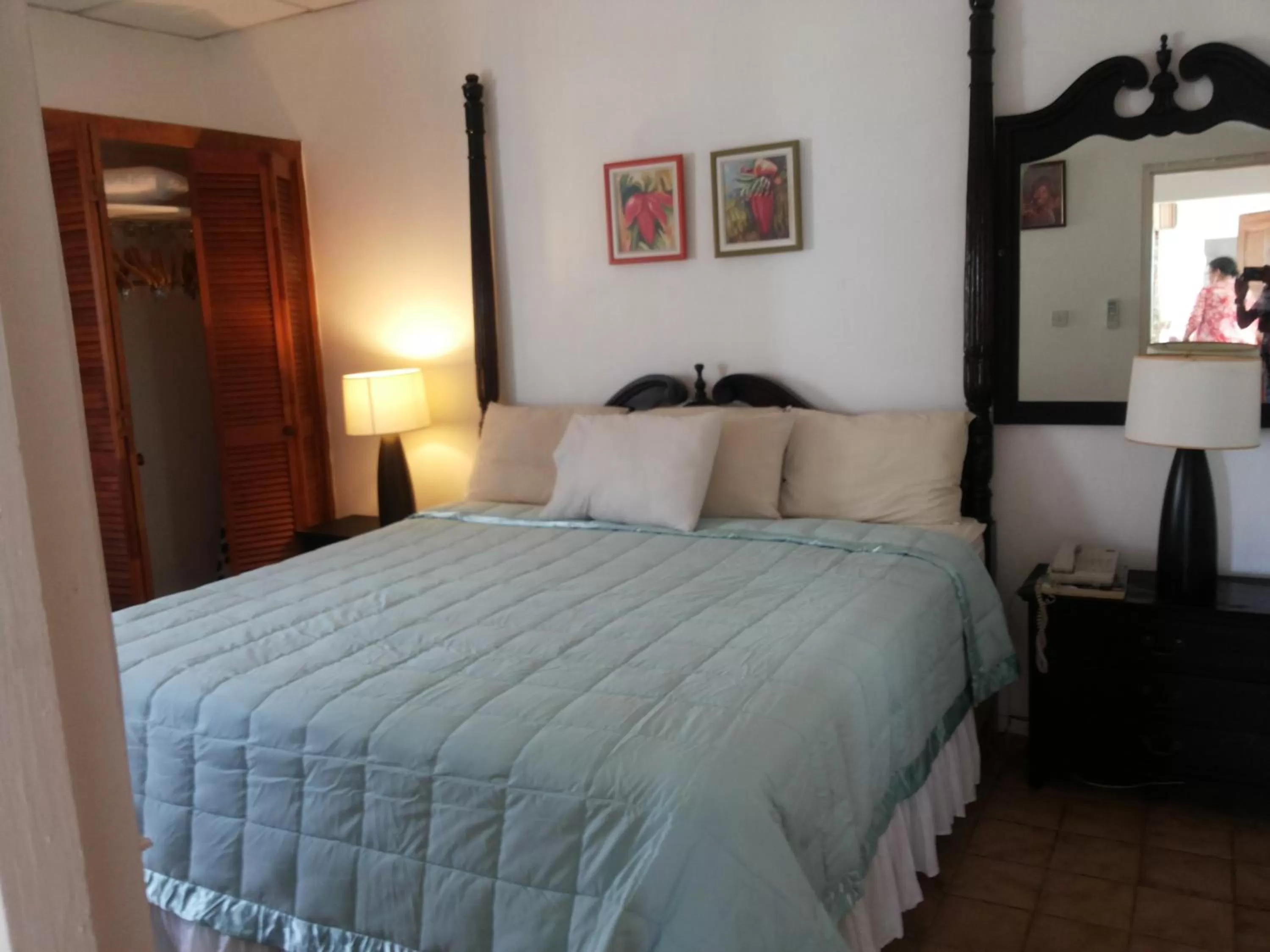 Photo of the whole room, Bed in Gem Holiday Beach Resort