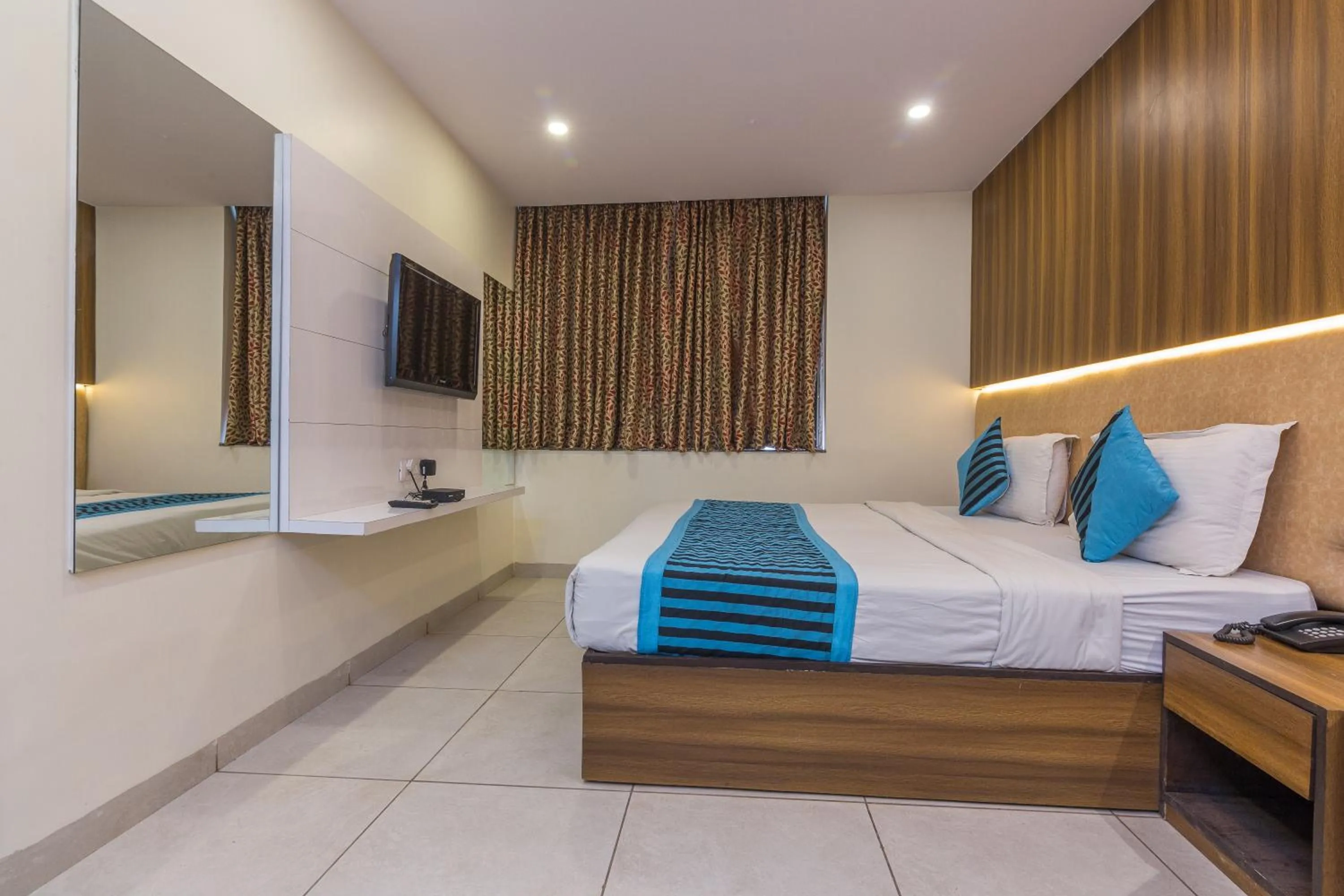 Photo of the whole room in Rupam Hotel