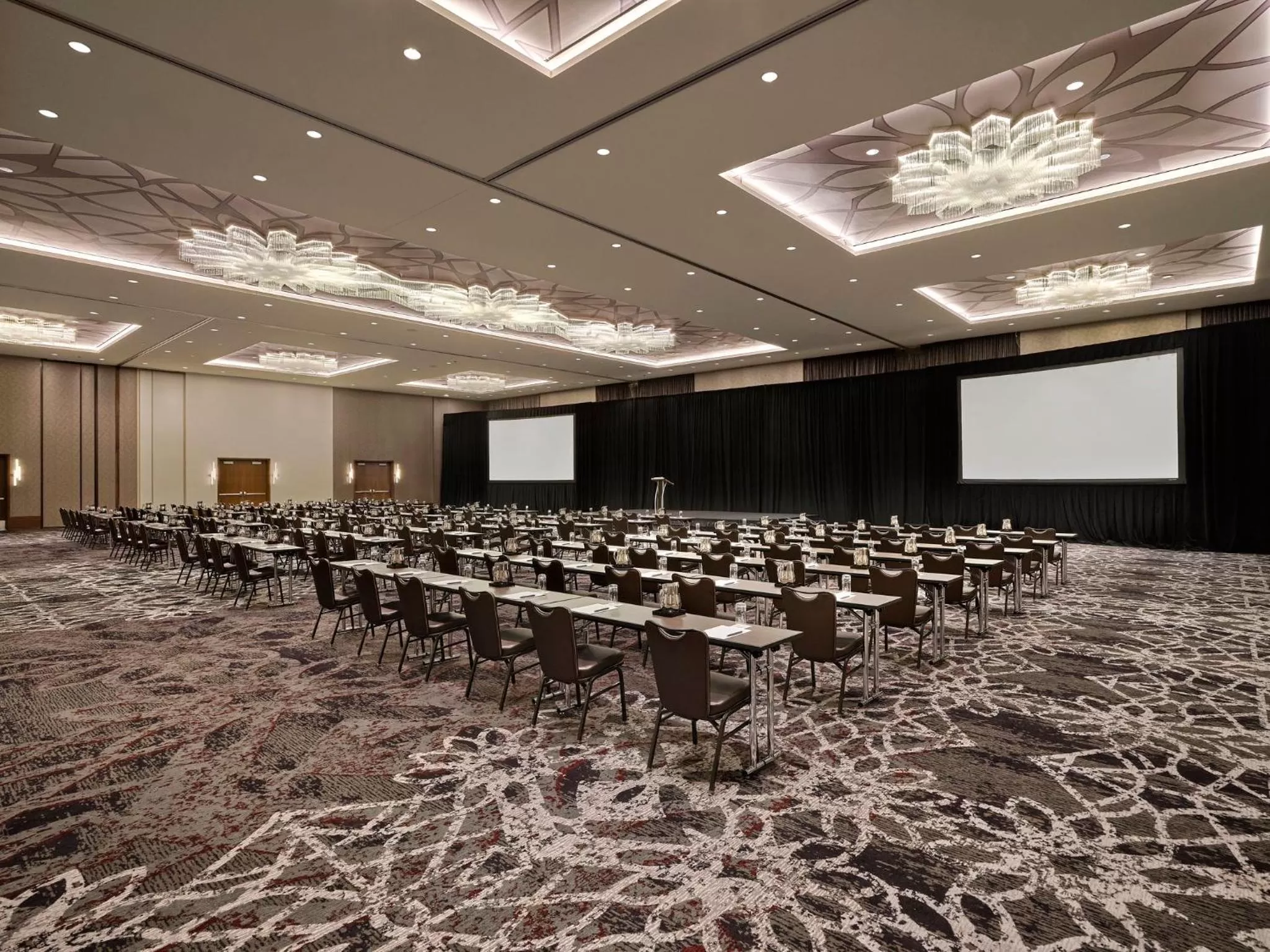 Banquet/Function facilities in Loews Chicago Hotel
