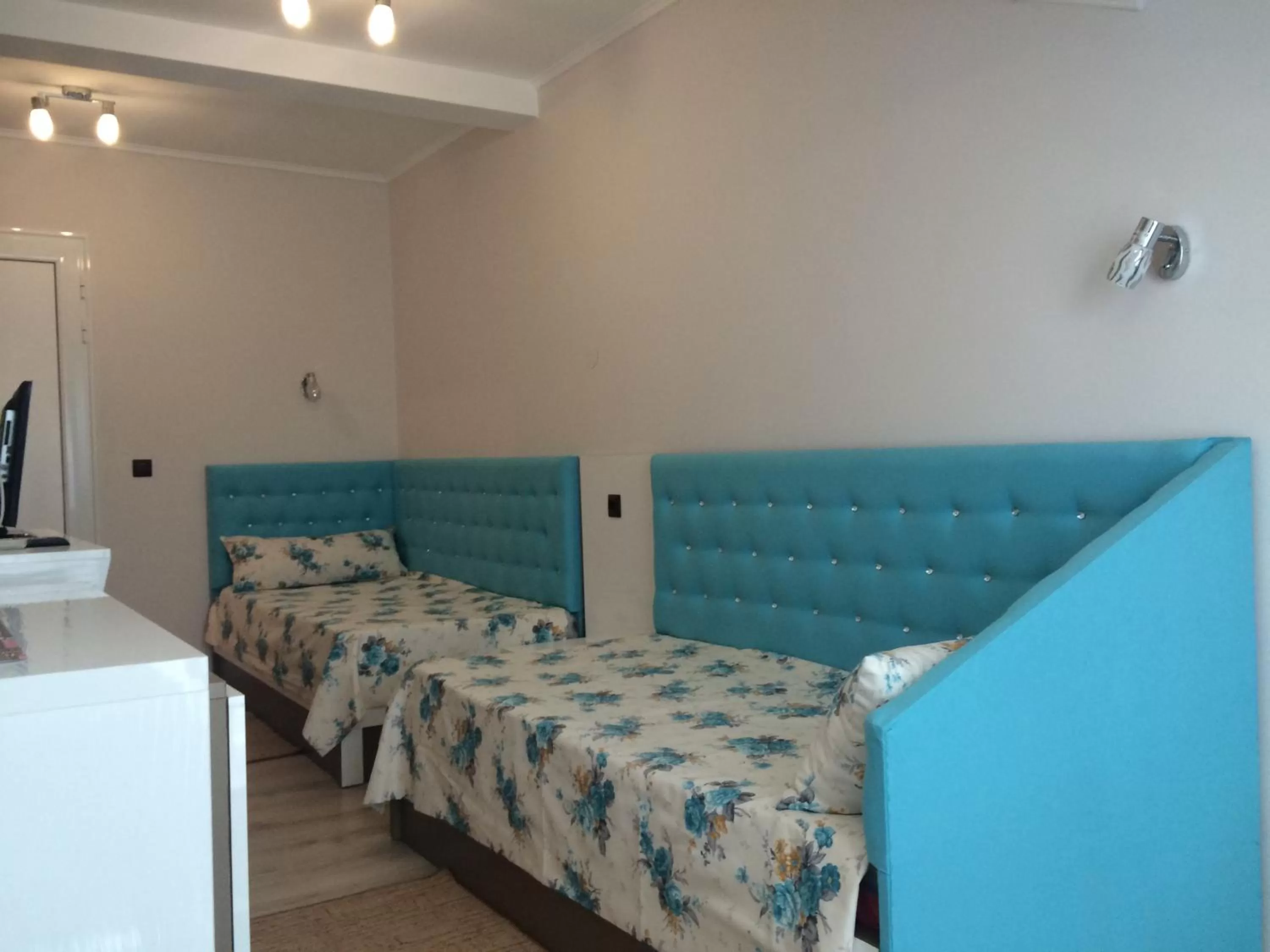 Photo of the whole room, Bed in White Rose Family Guest House