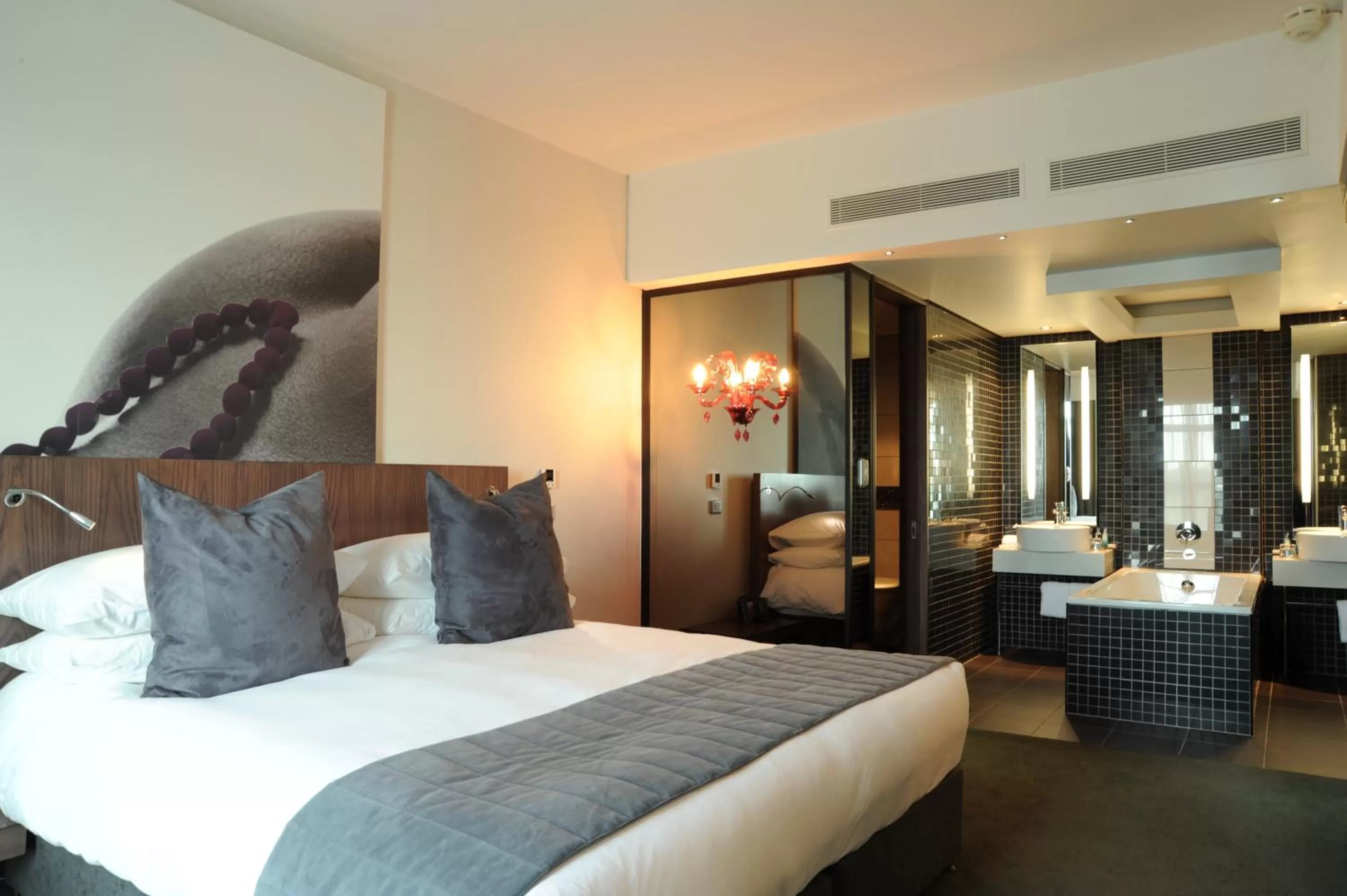 Bed in Southern Sun Rosebank, Johannesburg