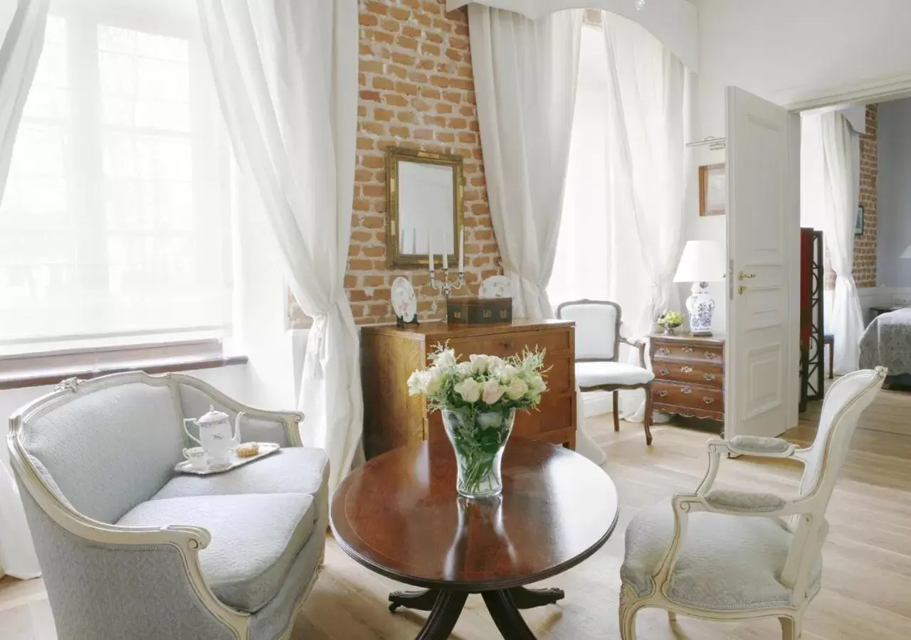 Suite in Hotel Dwór Kościuszko Suite in Hotel Dwór Kościuszko