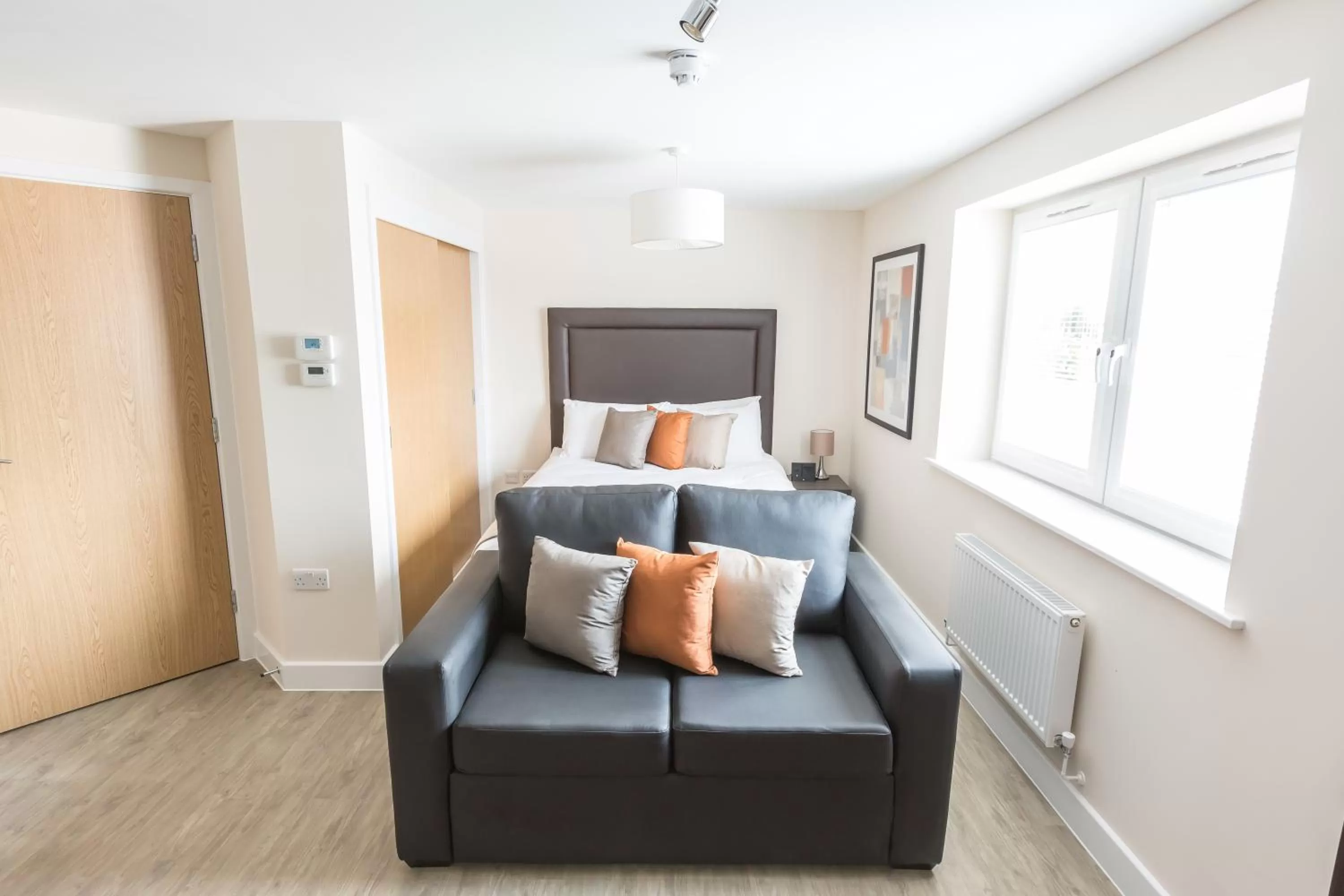 Day, Bed in House of Fisher - Central Gate