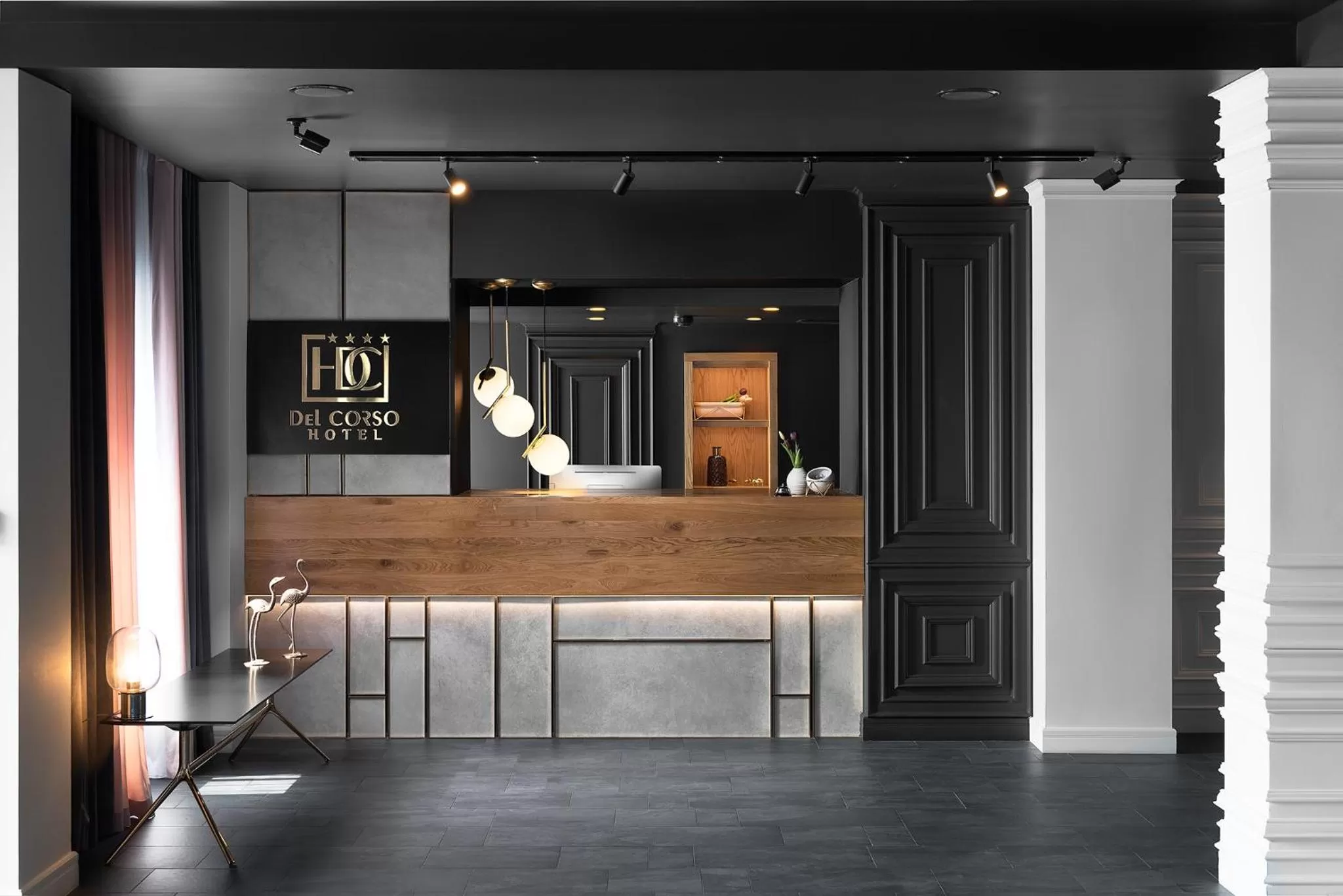 Facade/entrance in Hotel Del Corso