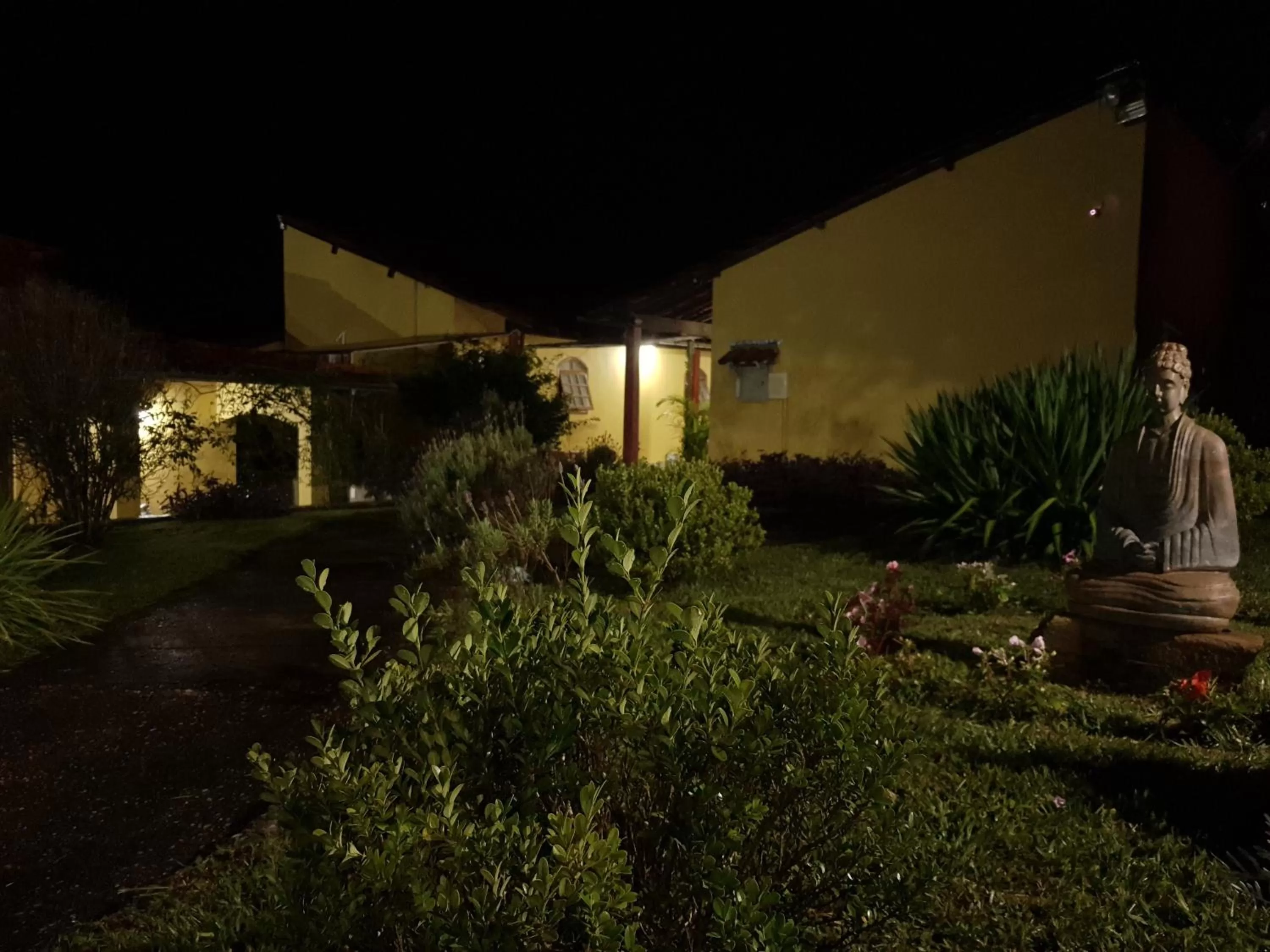 Property building, Garden in Pousada Caminho Dos Sinos