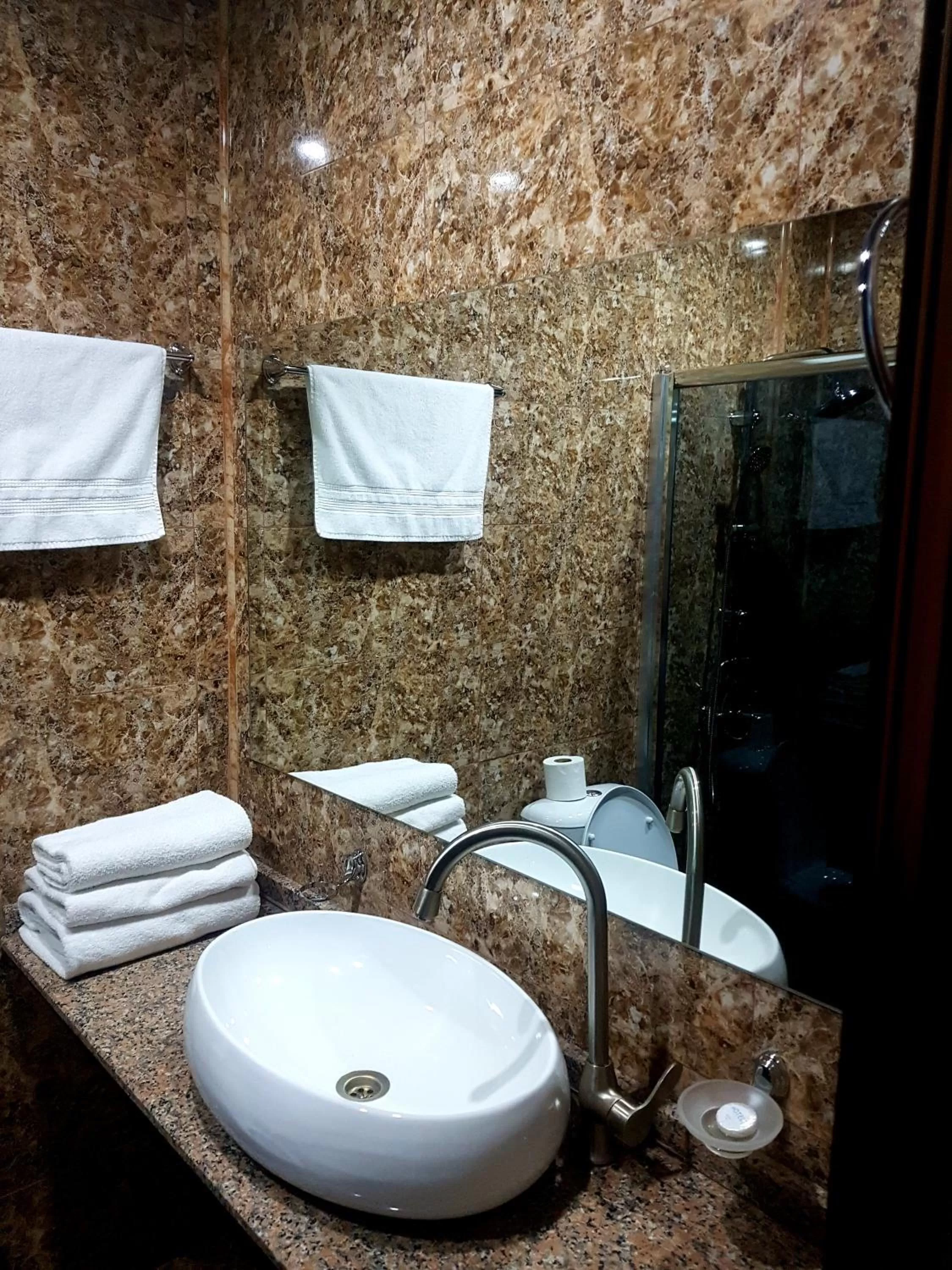 Bathroom in Aparthotel costa