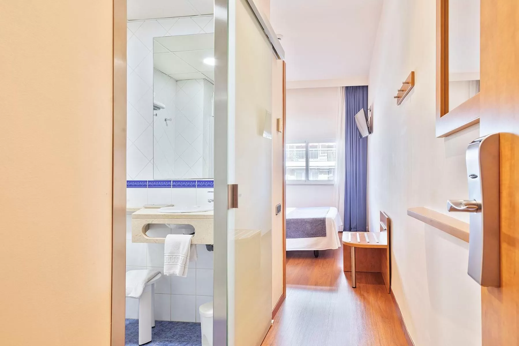 Bathroom in Acta Antibes