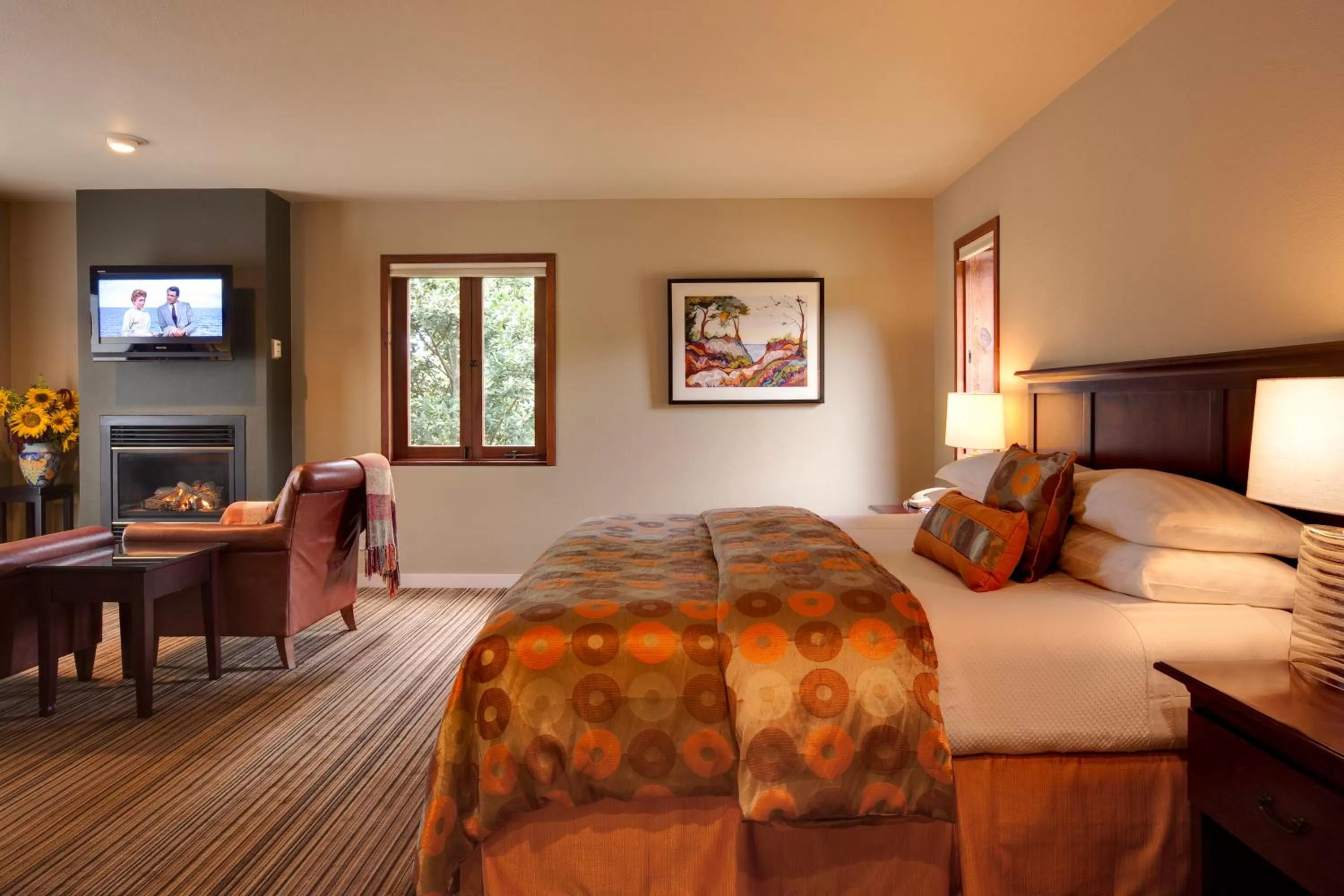 Bed in Brewery Gulch Inn & Spa