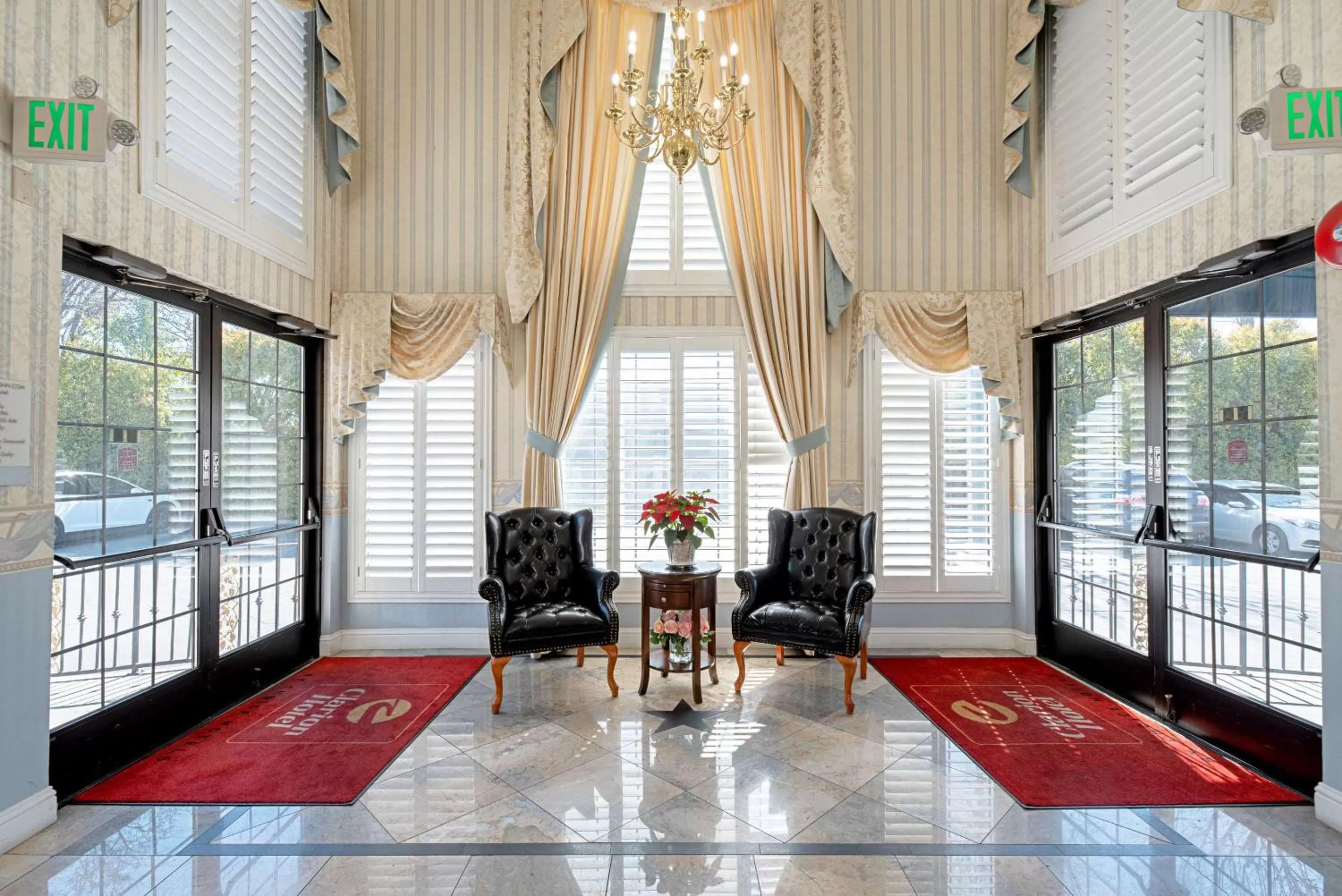 Lobby or reception in Clarion Inn Silicon Valley