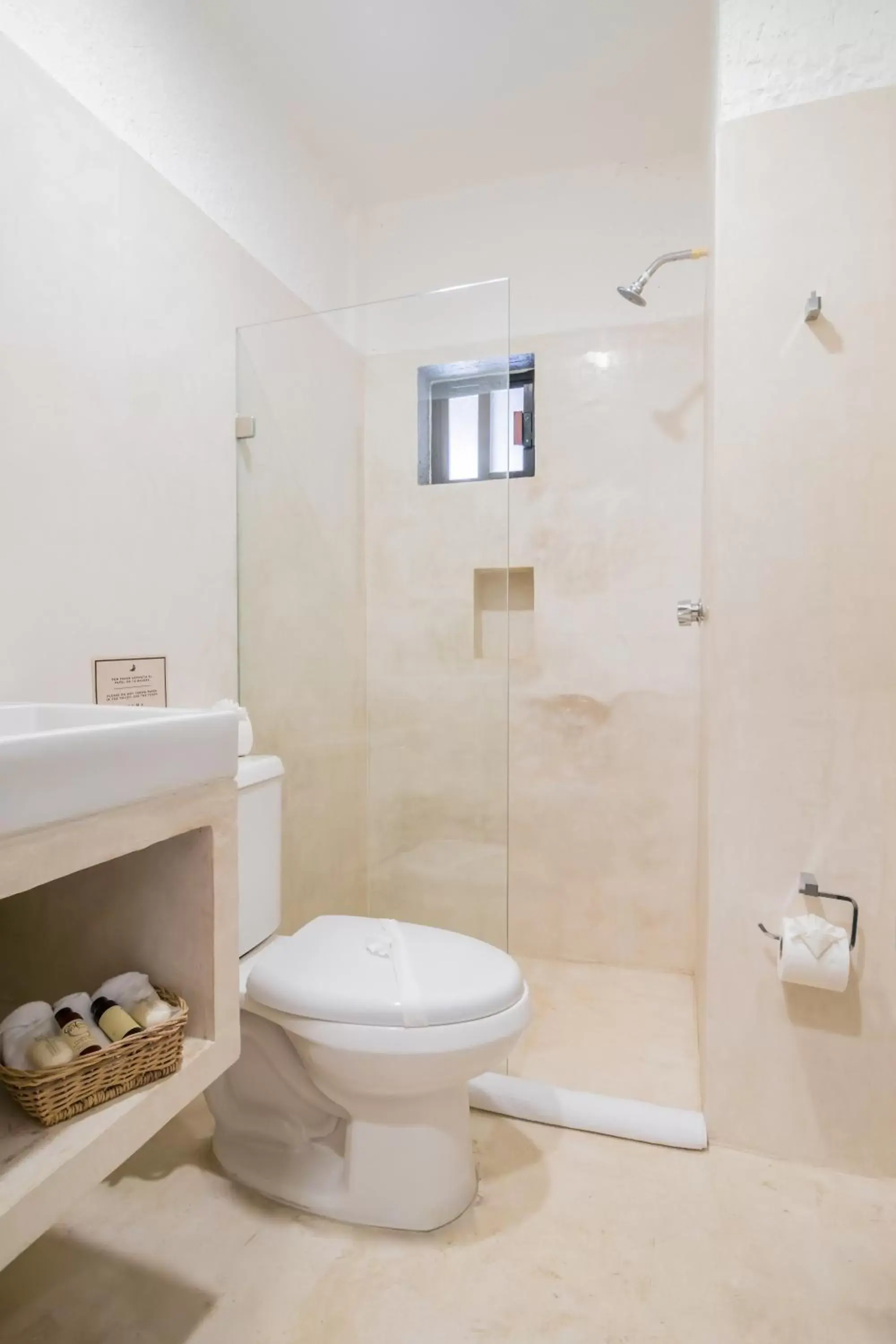 Single Bed in Male Dormitory Room in Aruma Art House Hotel Boutique Single Bed in Male Dormitory Room in Aruma Art House Hotel Boutique