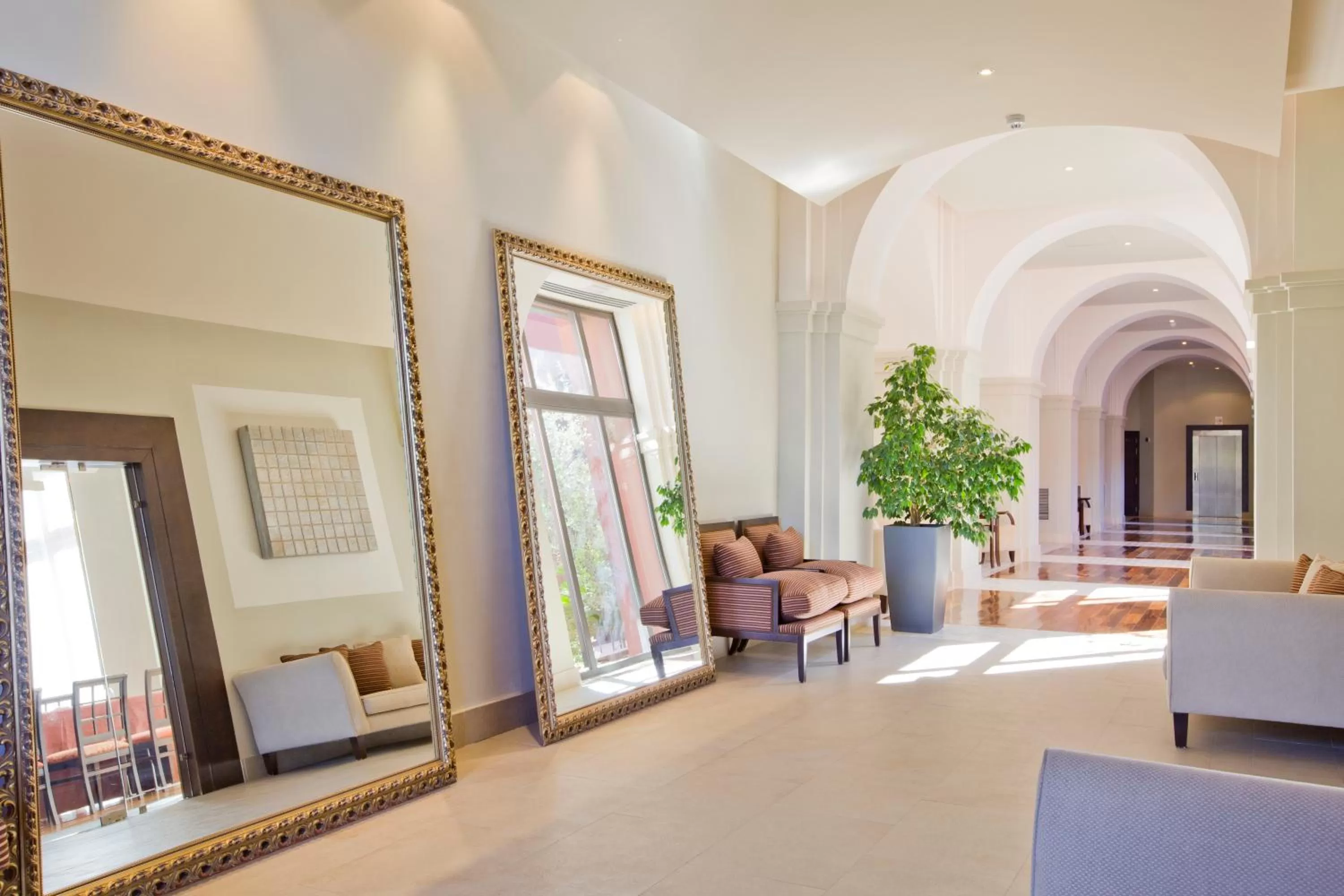 Lobby or reception in Intur Alcazar de San Juan