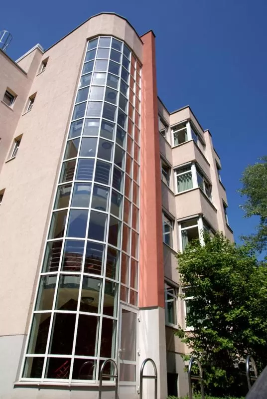 Property building in Hotel Am Weberplatz