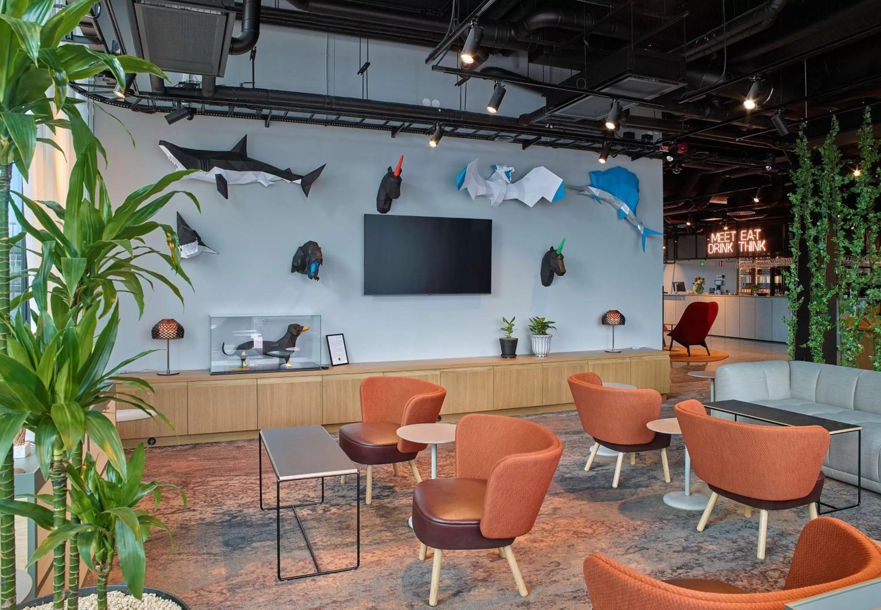 Communal lounge/ TV room in Scandic Örebro Central