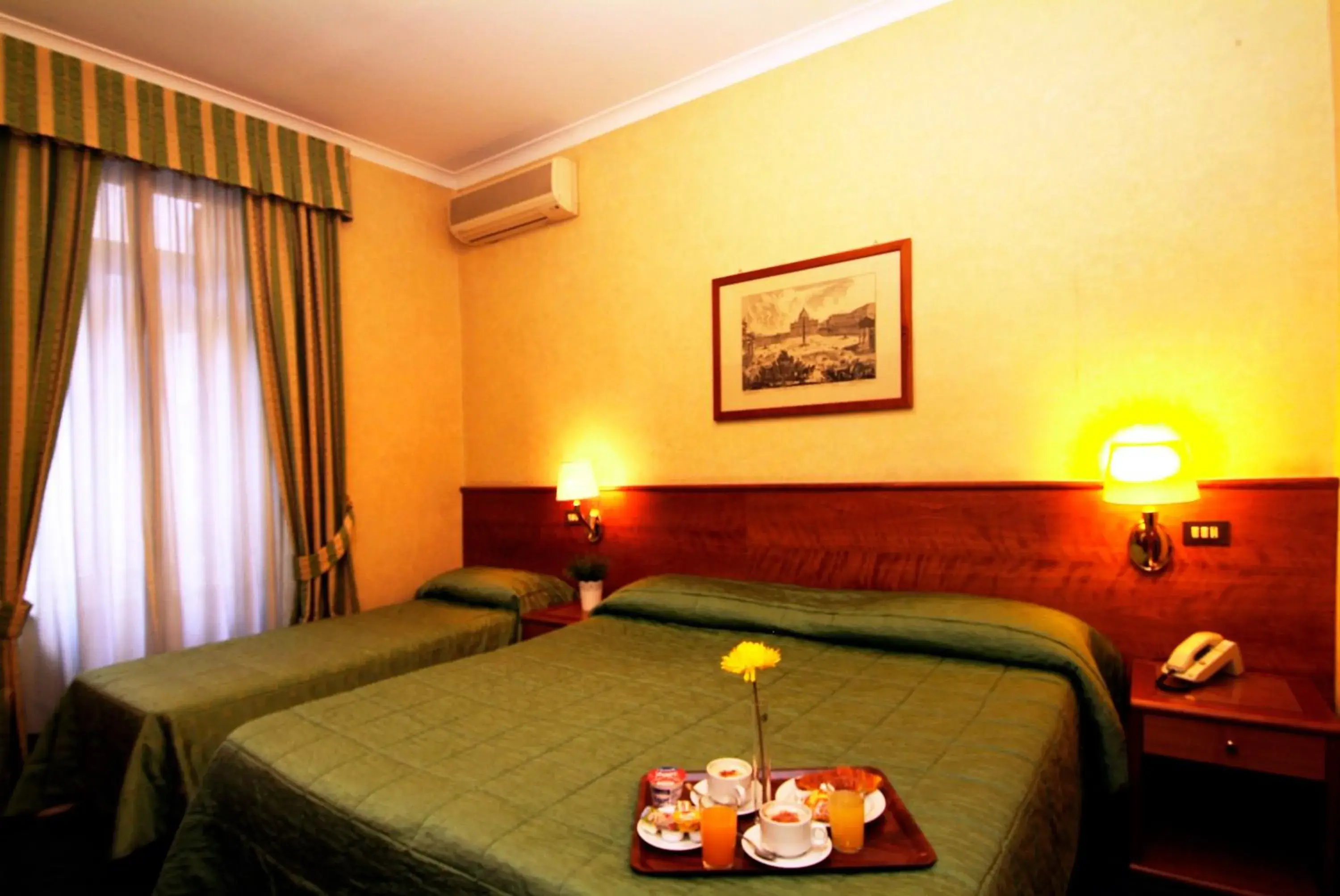 Triple Room in Hotel Argentina Triple Room in Hotel Argentina