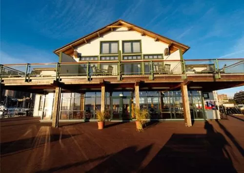 Property building in Boston Yacht Haven