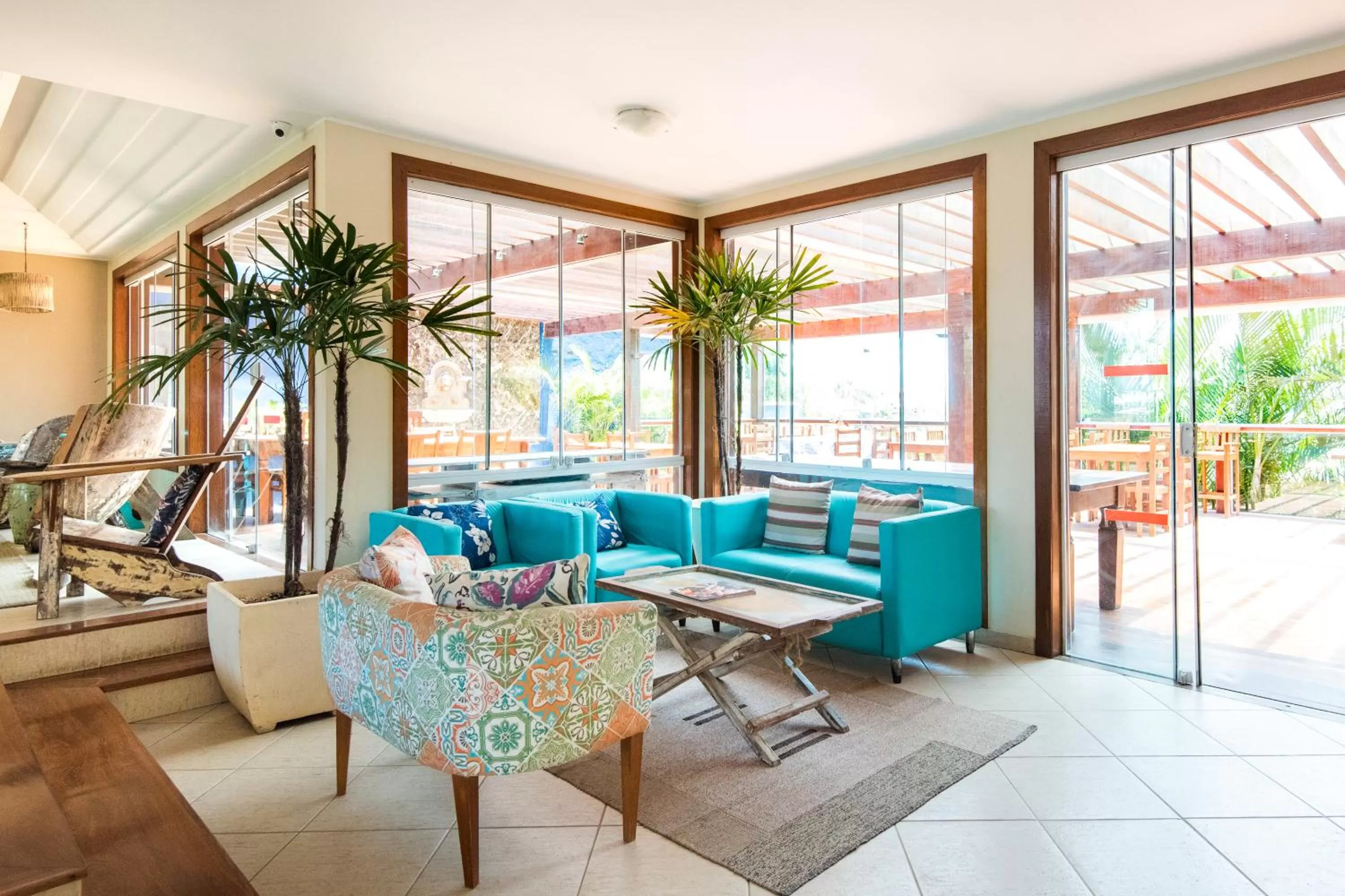 Communal lounge/ TV room, Seating Area in Pousada La Dolce Vita