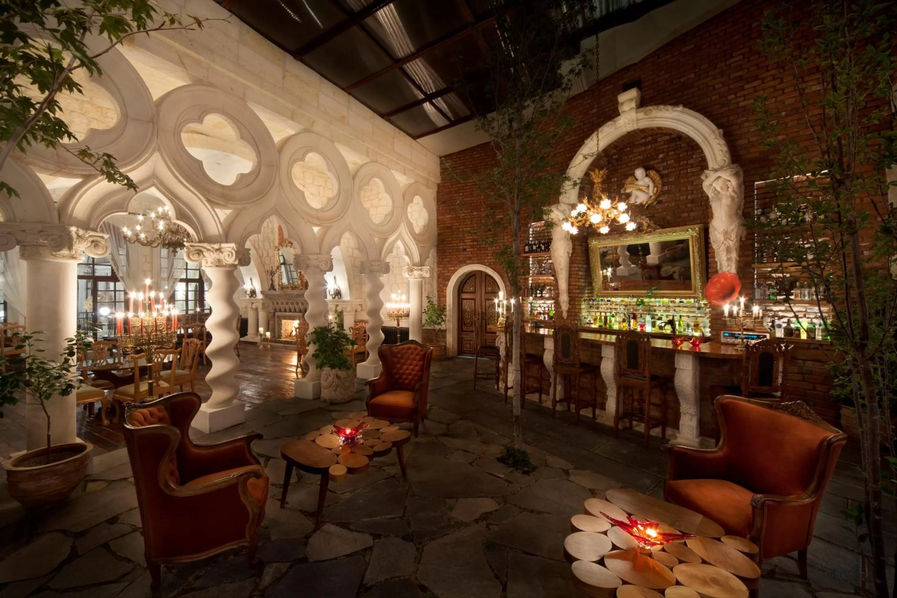 Restaurant/places to eat in Sacred House