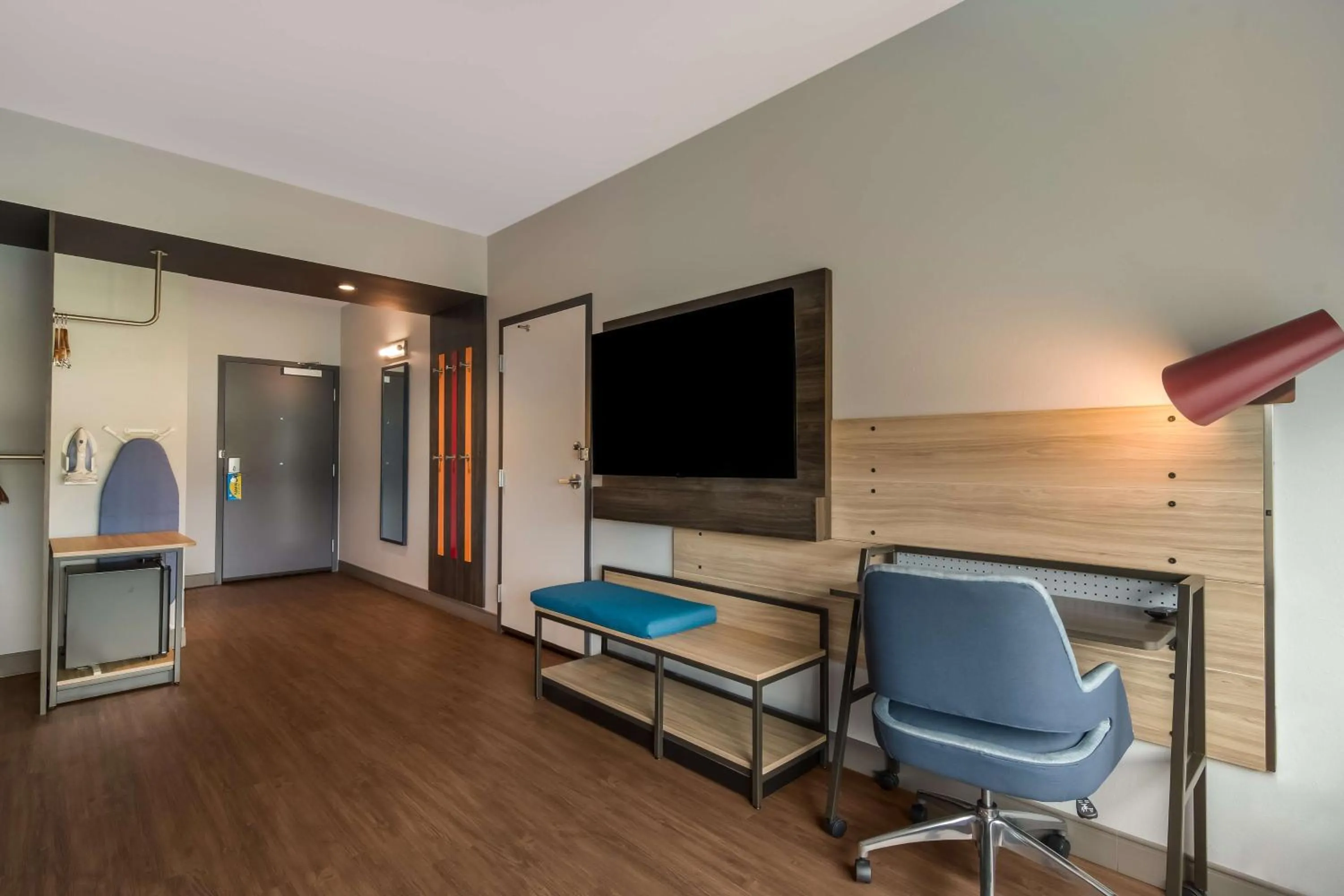 Bedroom in Tru By Hilton Wilson