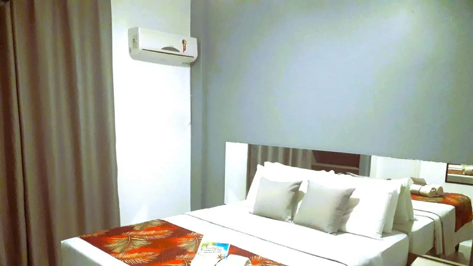 Bed in Costa Maris Beach Hotel Frente Mar