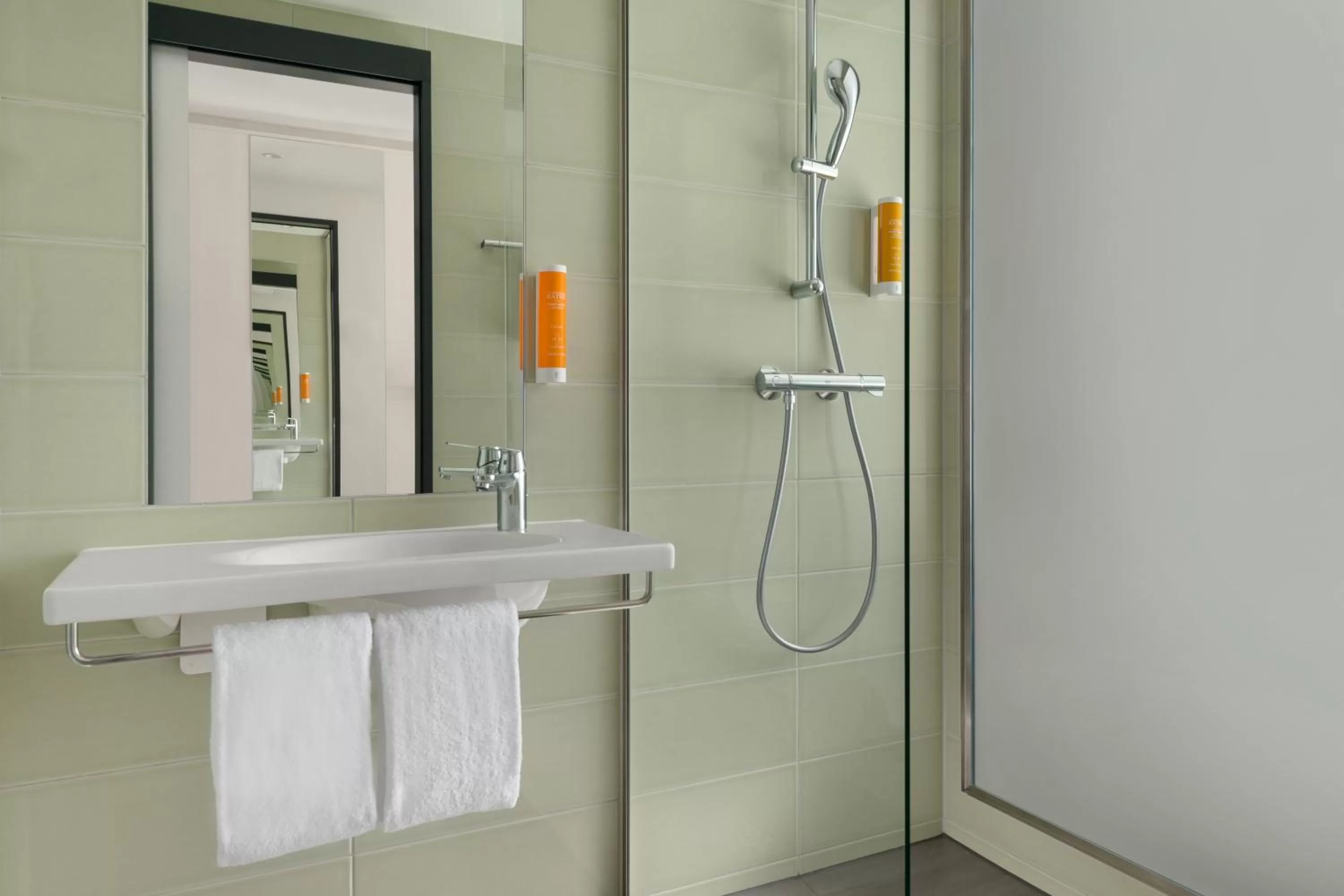 Toilet in Super 8 by Wyndham Chemnitz