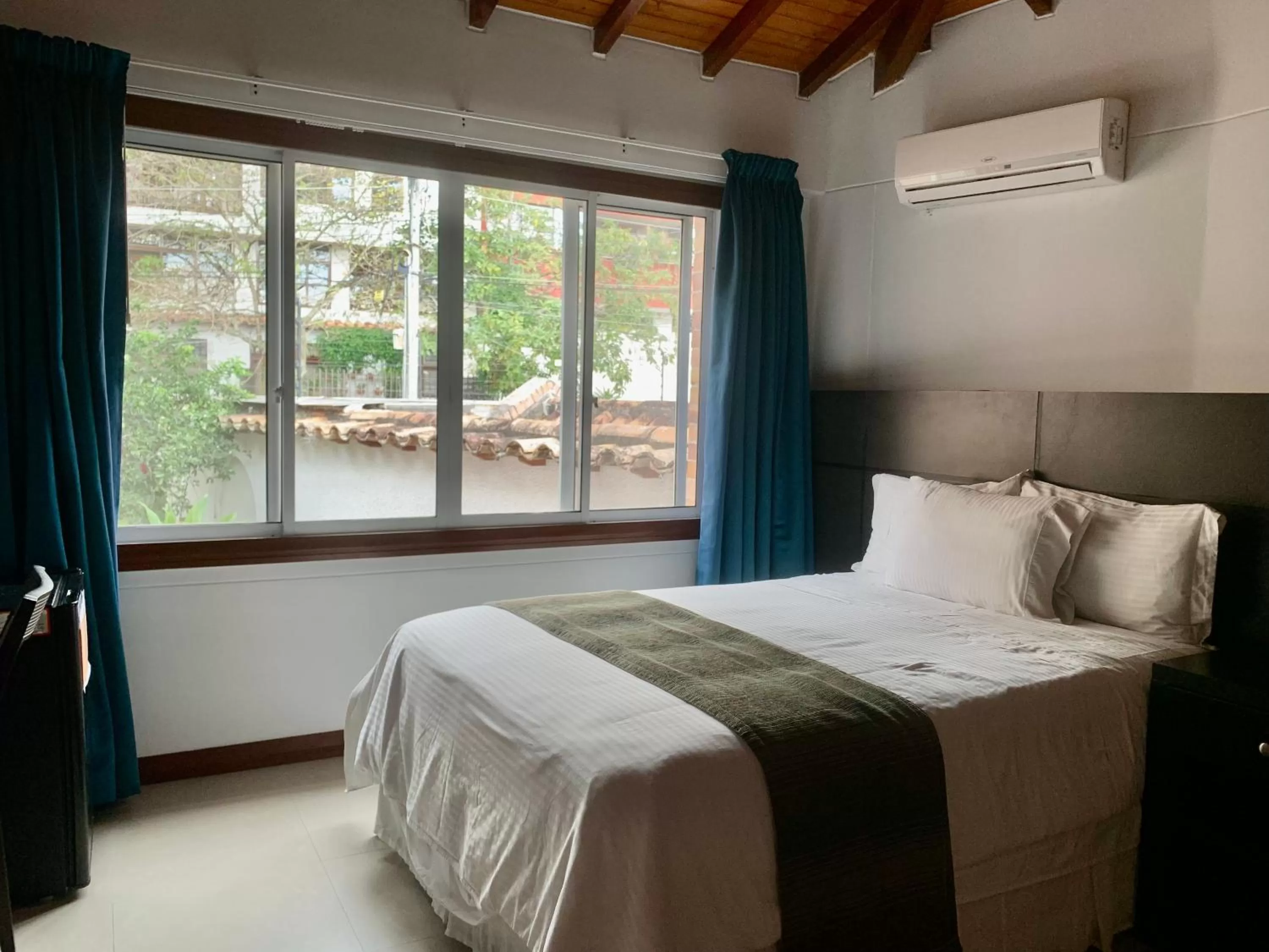 Bedroom, Bed in Hotel Serenity Suites Casa Boutique