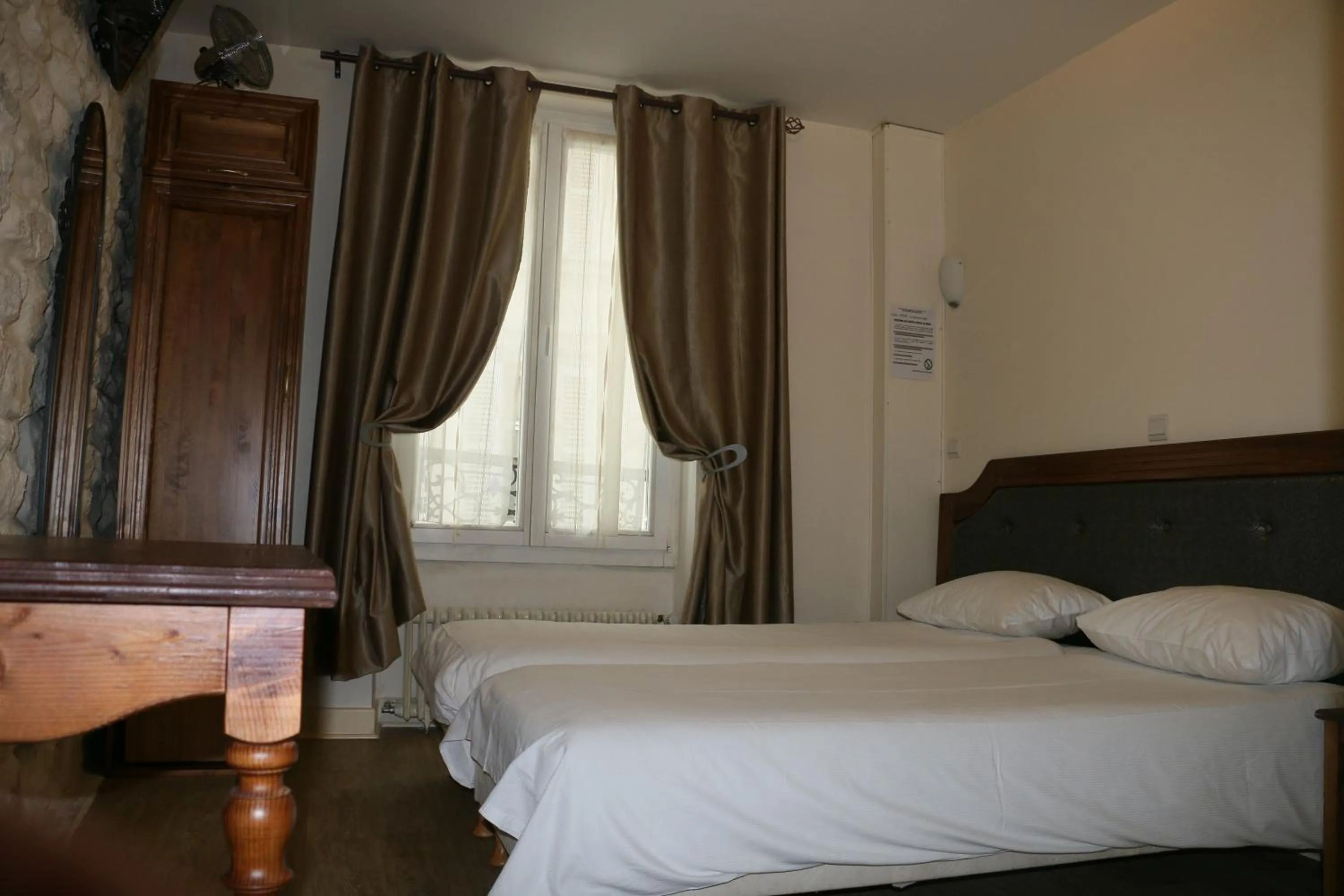 Bedroom in Grand Hôtel de Clermont