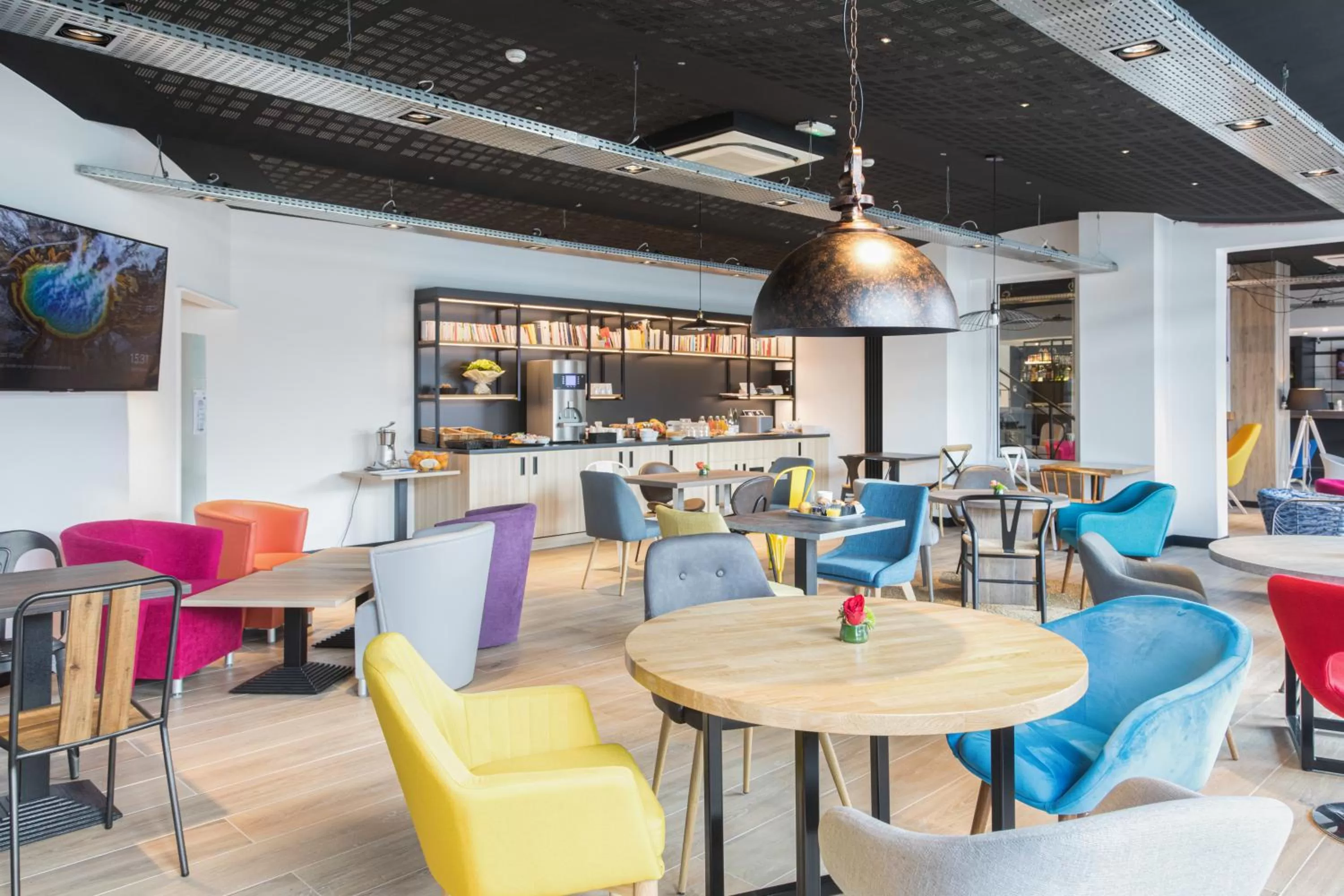 Breakfast in Campanile Epinal Centre - Gare