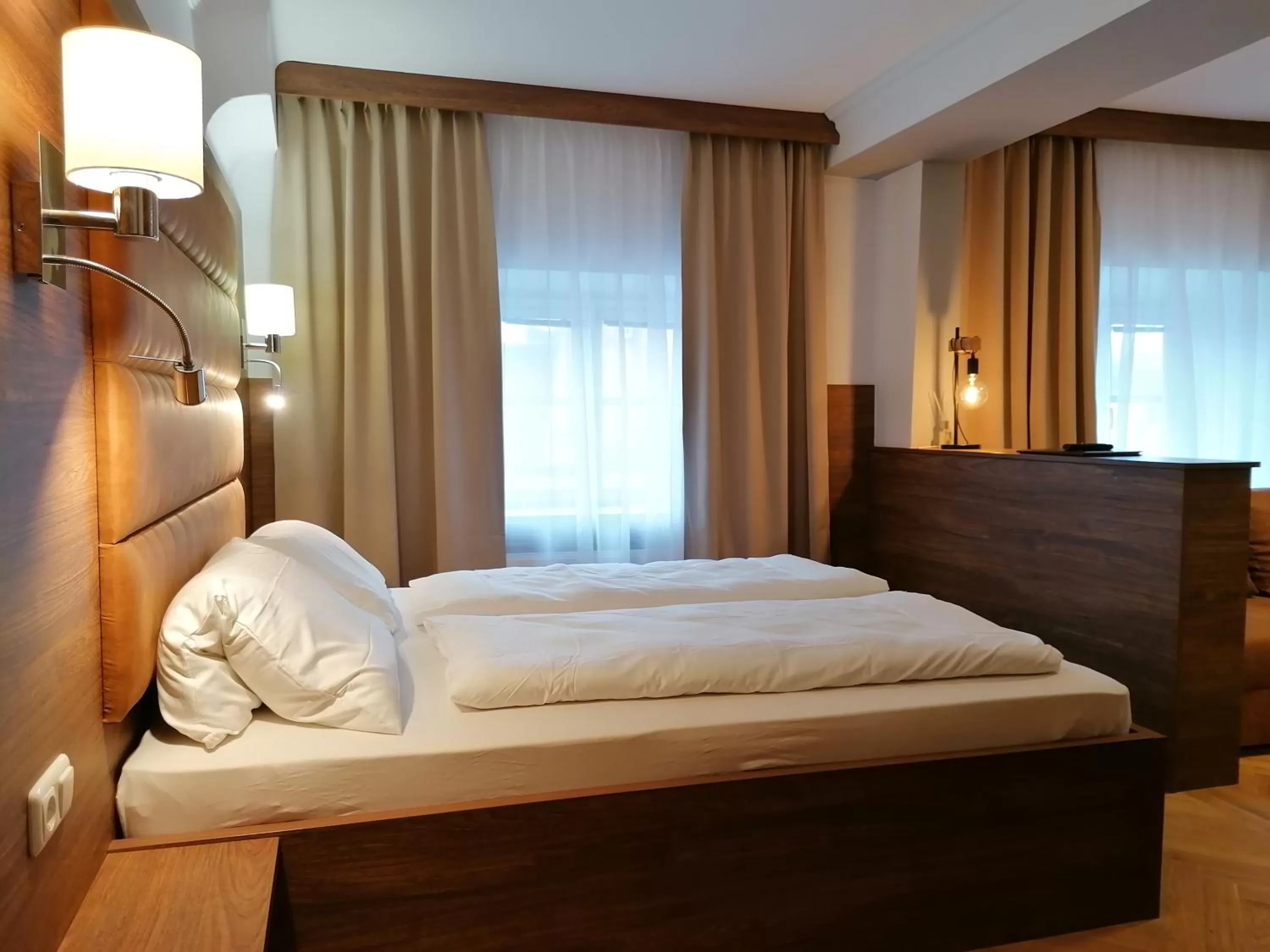 Bedroom, Bed in GOLDEN STAR - Premium Apartments