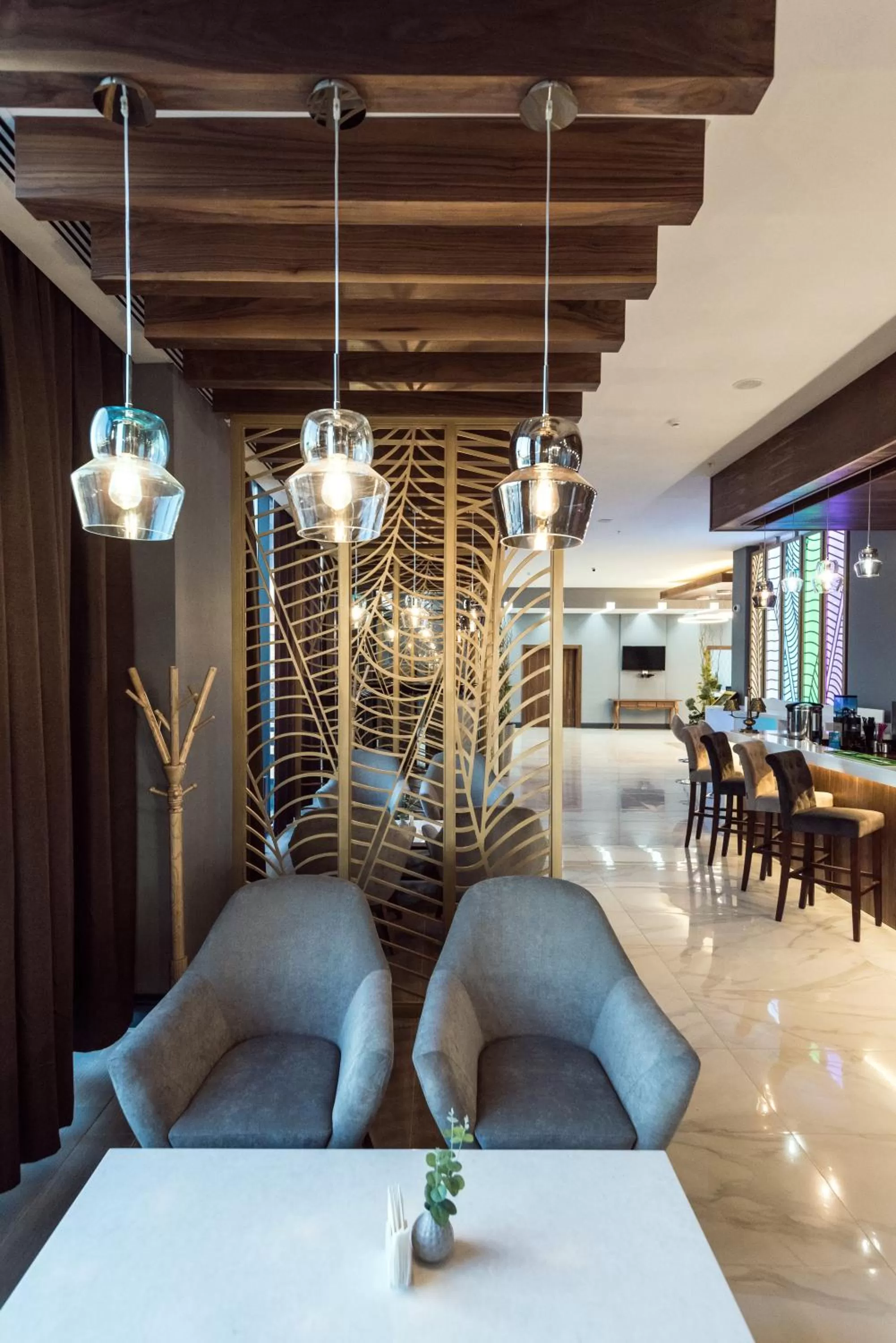 Restaurant/places to eat, Lounge/Bar in The Square