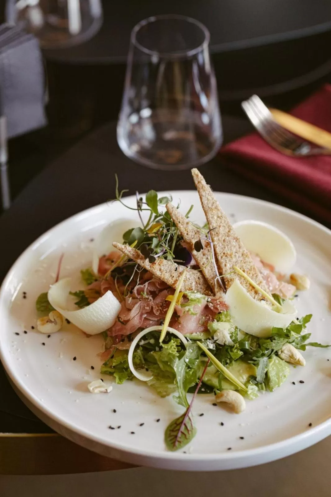 Restaurant/places to eat, Food in Hotel Select