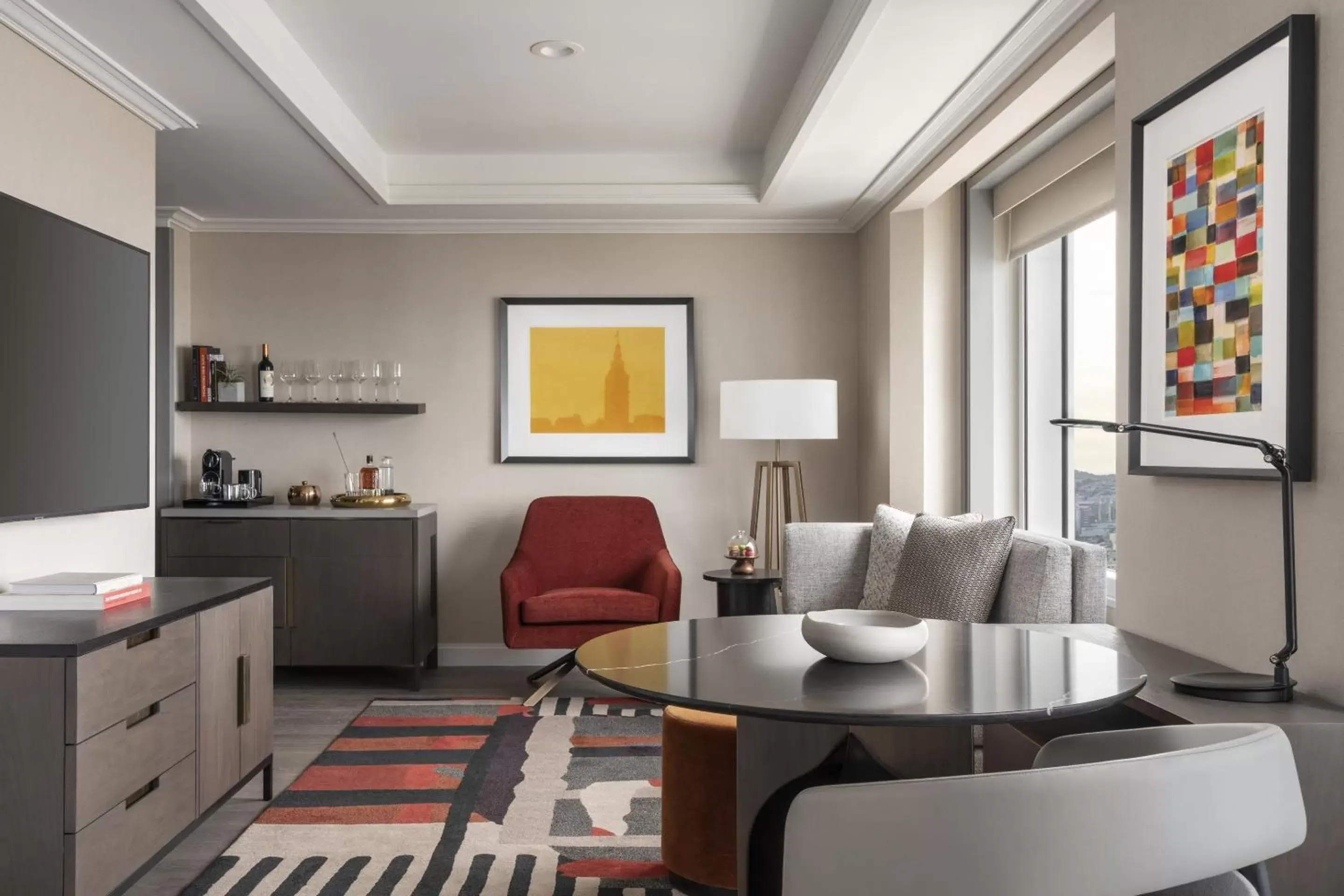 Deluxe King Room with Skyline View in Four Seasons Hotel San Francisco at Embarcadero Deluxe King Room with Skyline View in Four Seasons Hotel San Francisco at Embarcadero