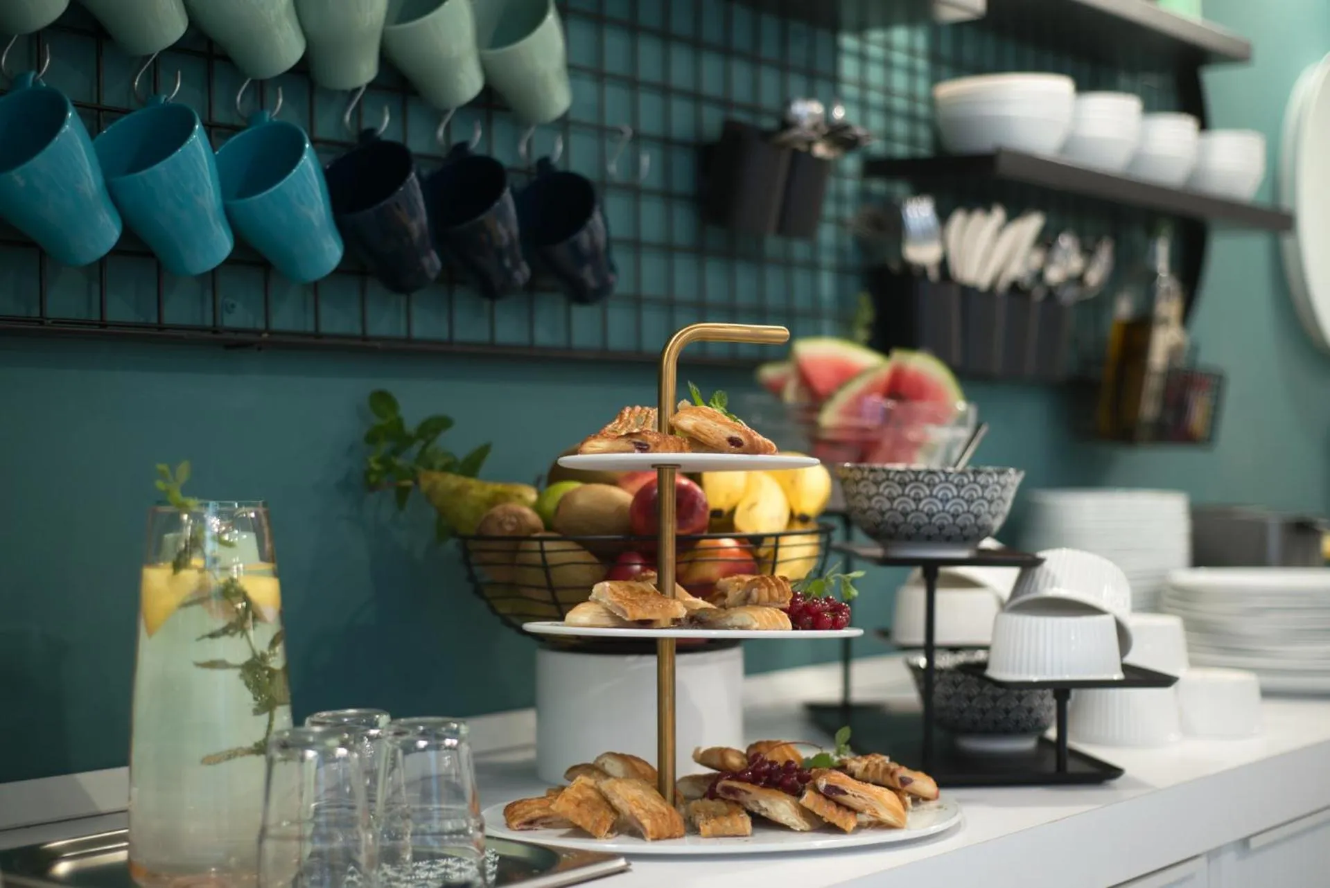 Restaurant/places to eat in Hotel Civitas