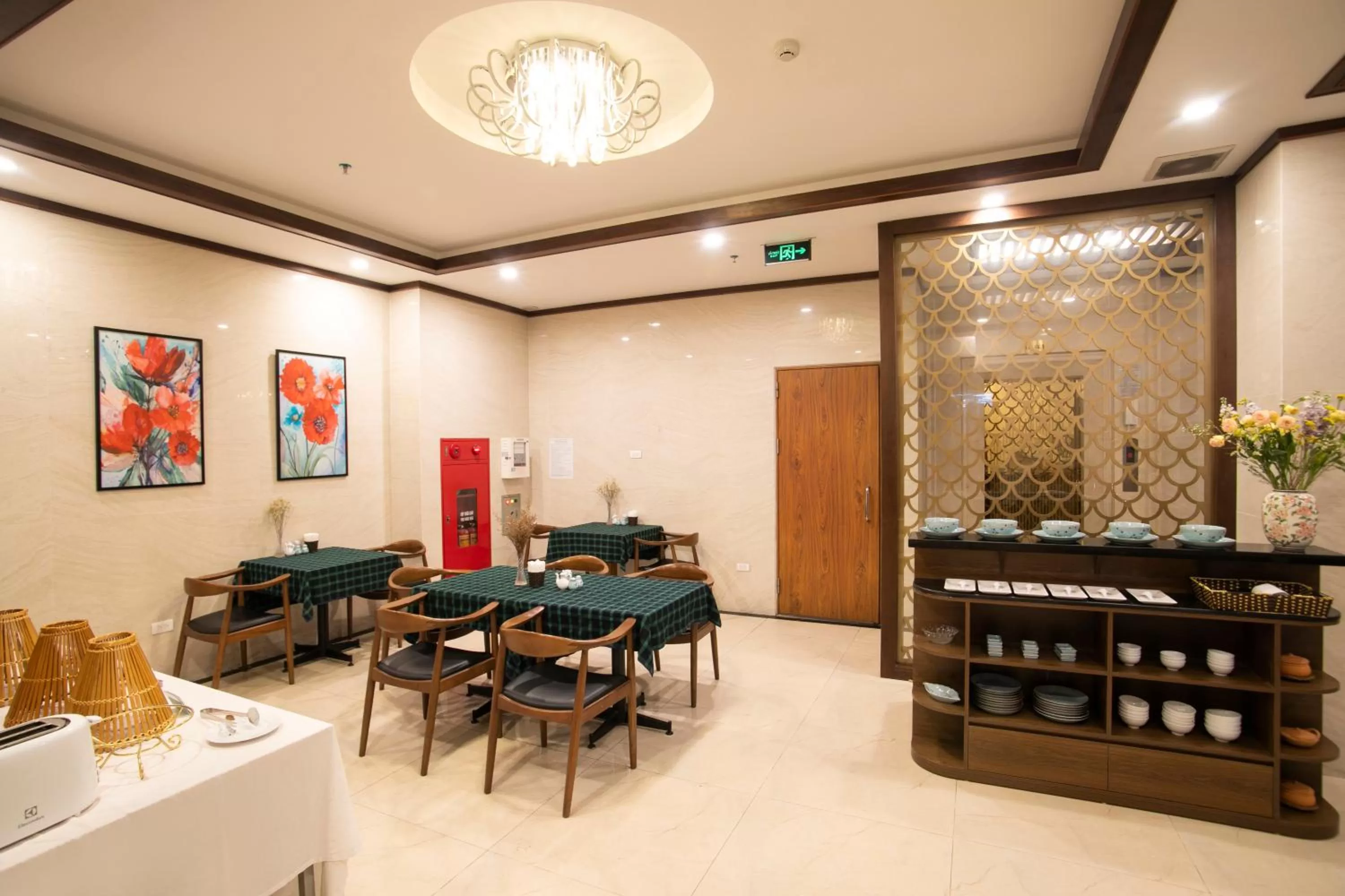 Restaurant/places to eat in Western Hanoi Boutique Hotel