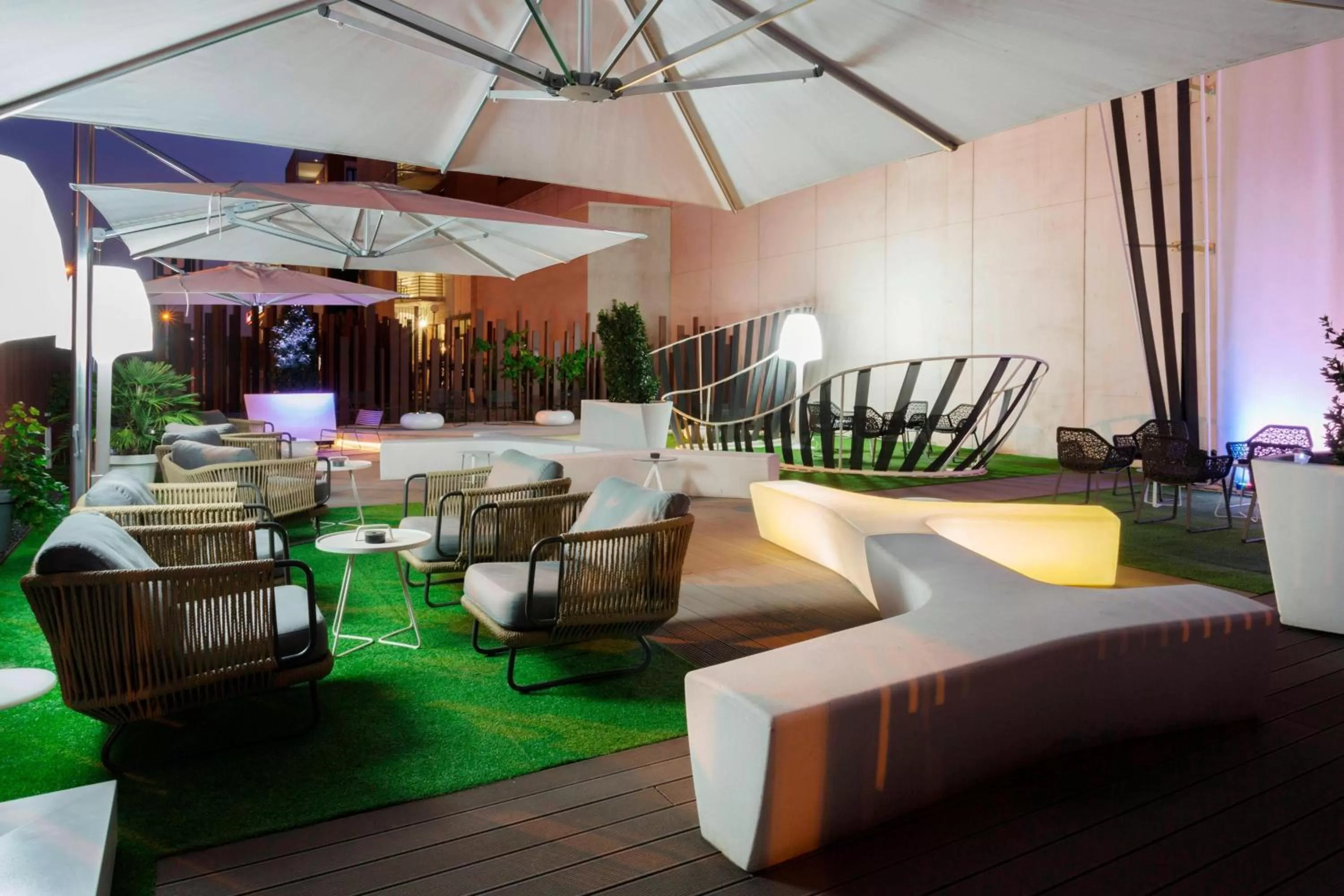 Lounge or bar in Madrid Marriott Auditorium Hotel & Conference Center