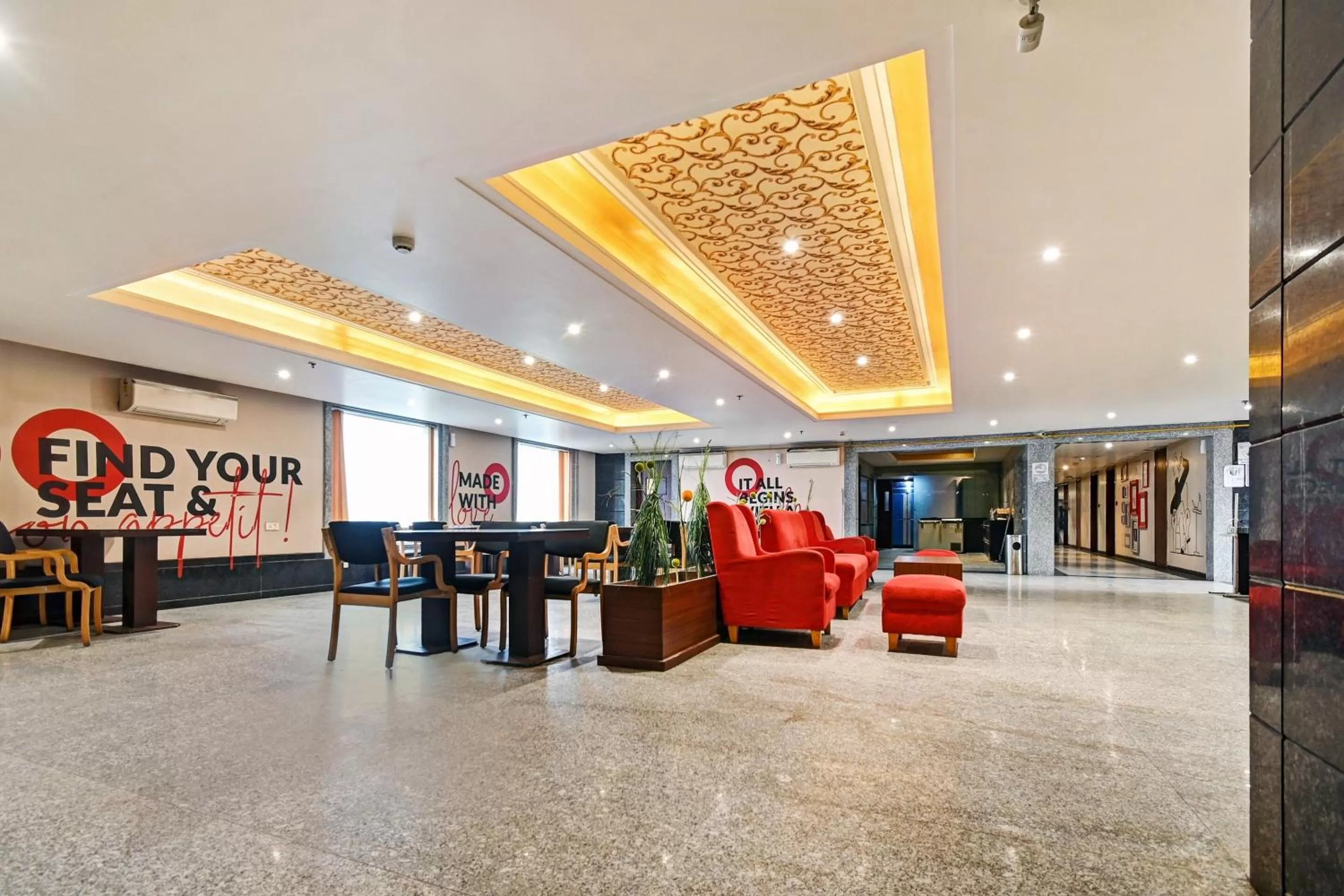 Other in Super OYO Townhouse 132 Hotel The Grand