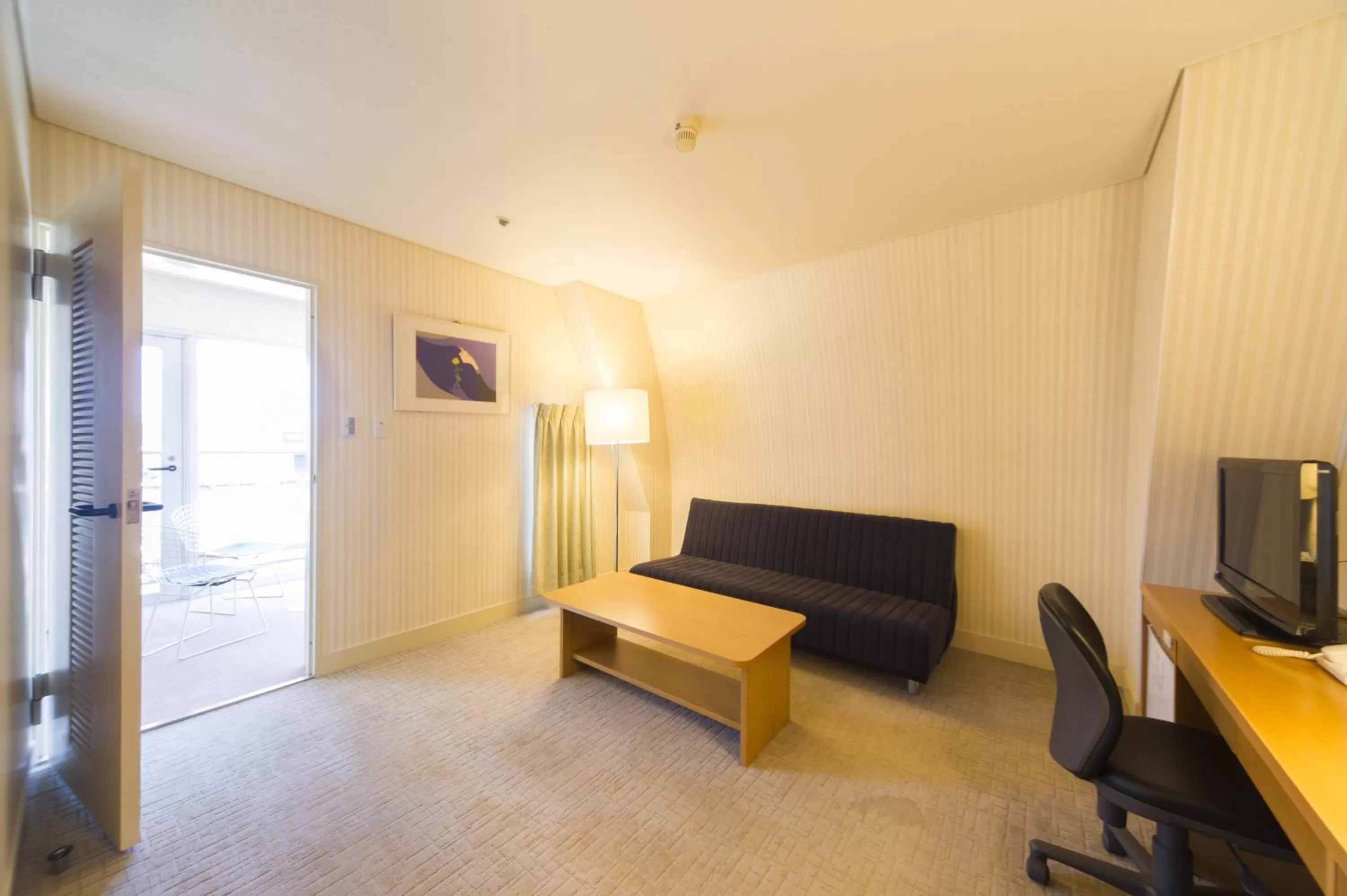 Photo of the whole room in Hotel Hiroshima Sunplaza