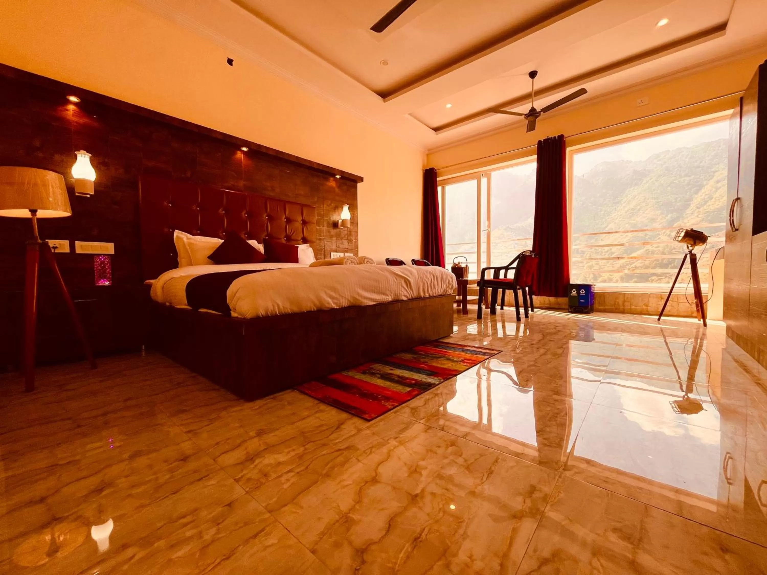The Kempty Fall Resort, Mussoorie