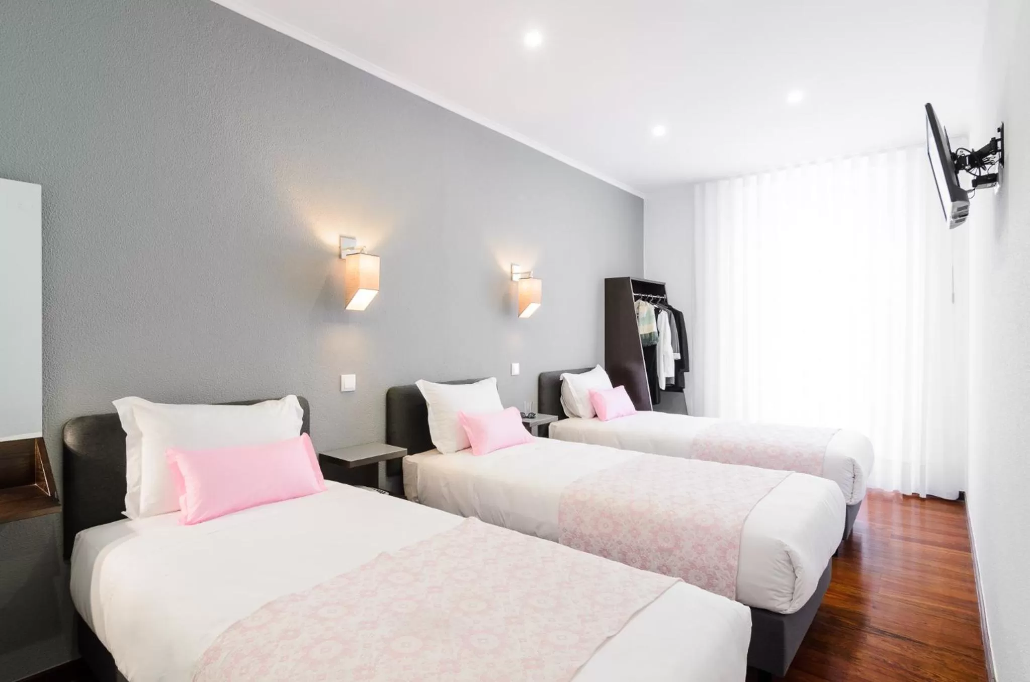 Bed in Hotel Portuense Lisboa