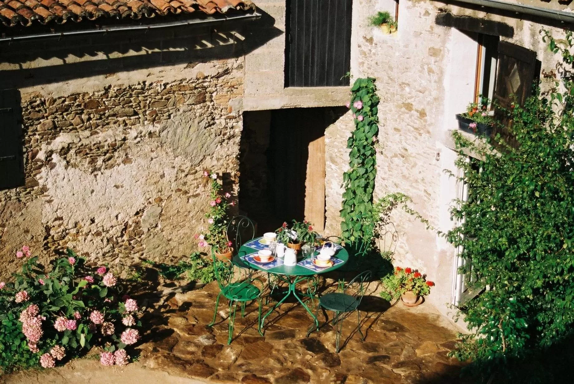 Patio in Topaze séjour chez le Vigneron