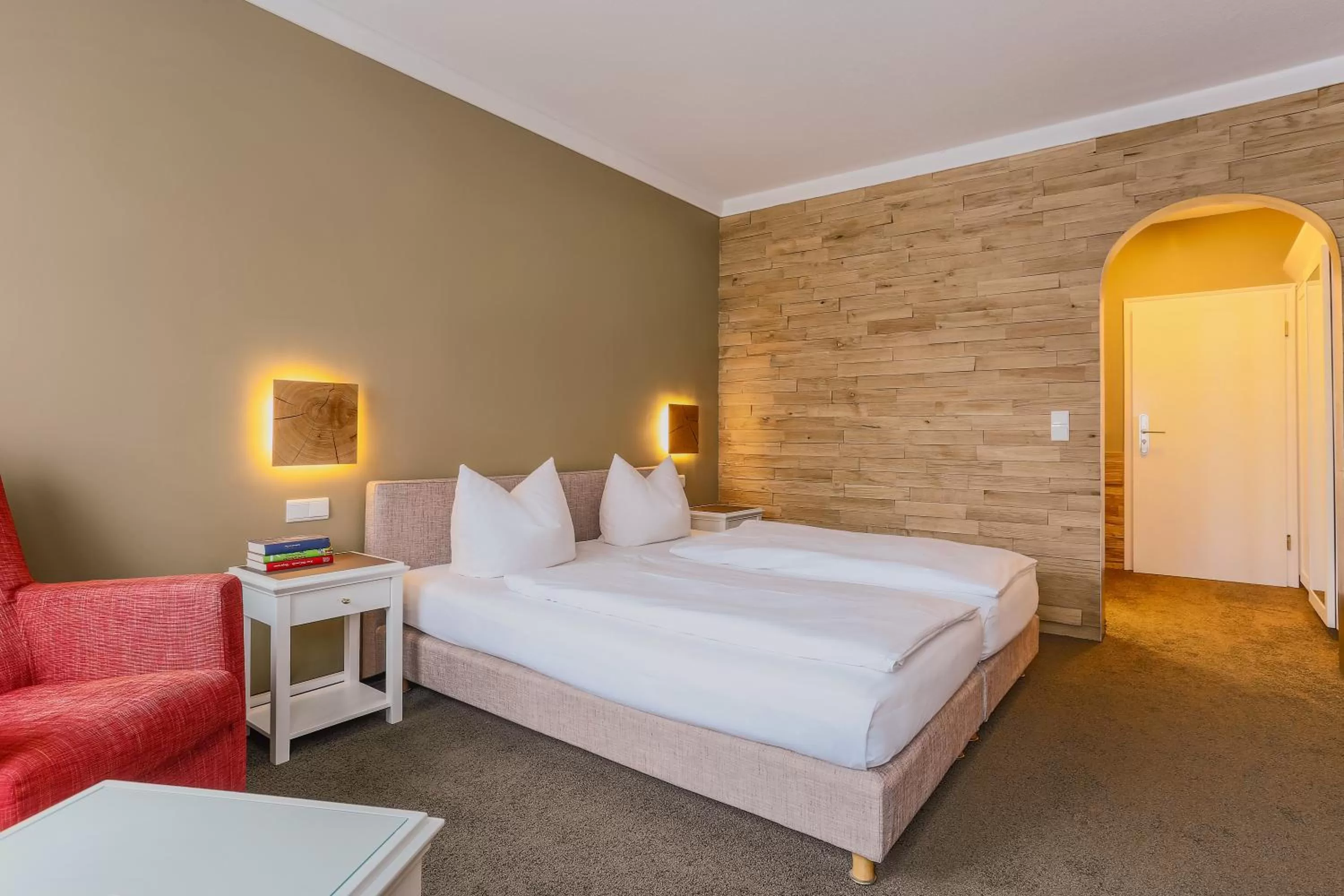 Photo of the whole room, Bed in Hotel - Restaurant Erich Rödiger