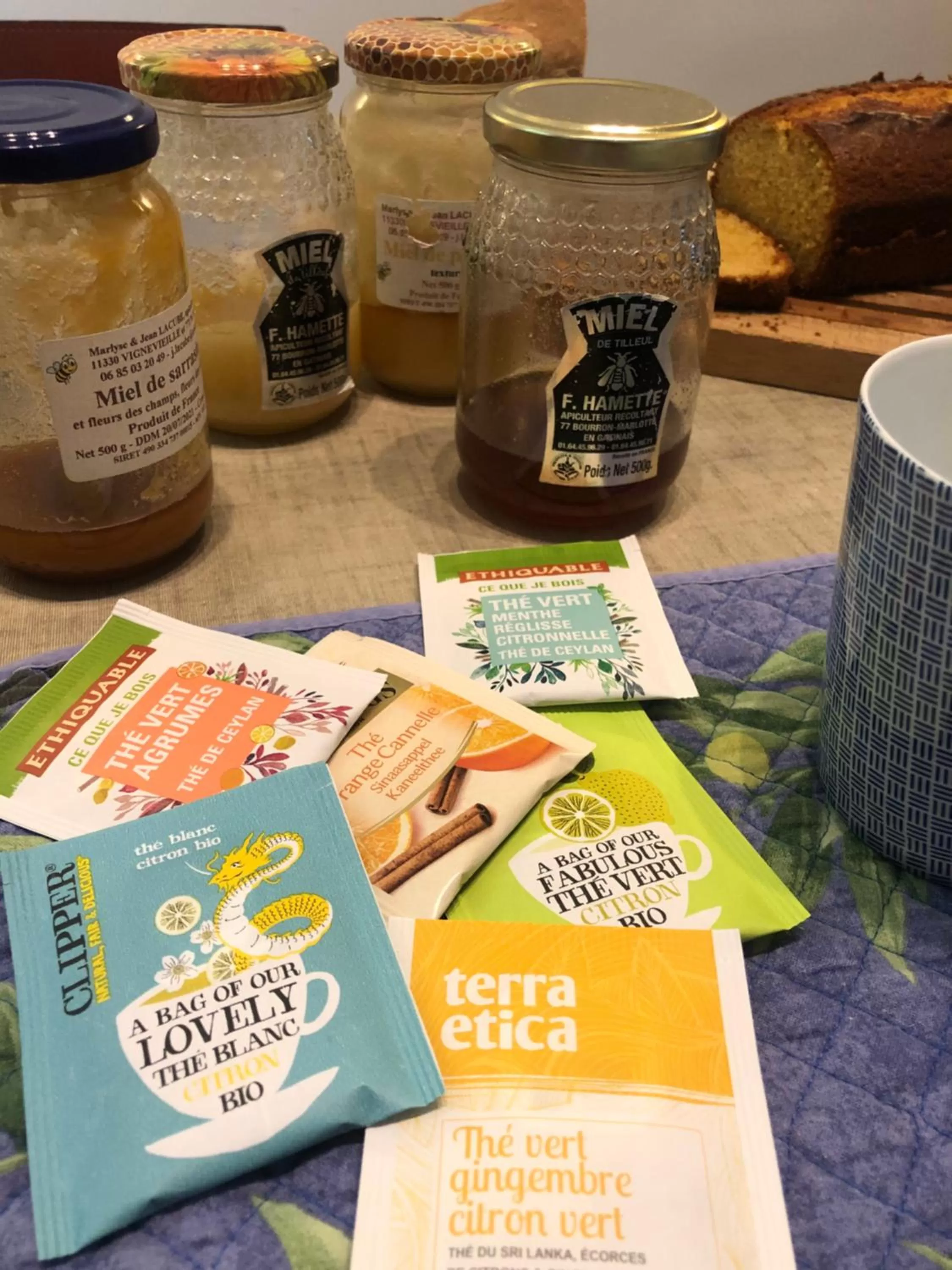 Breakfast in Villa Eugénie Melun