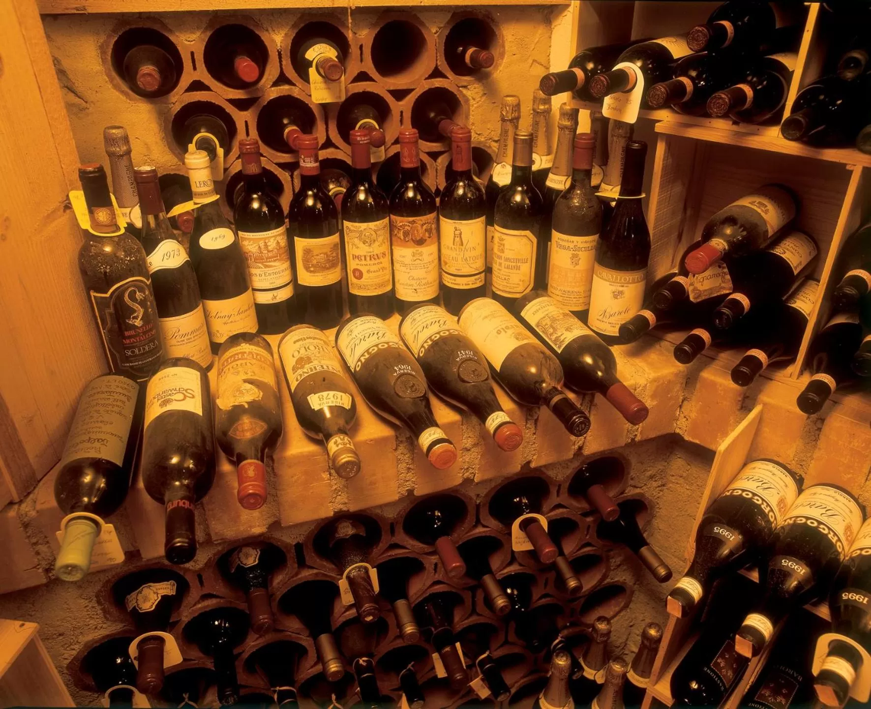 Alcoholic drinks in Alpenhotel Stefanie