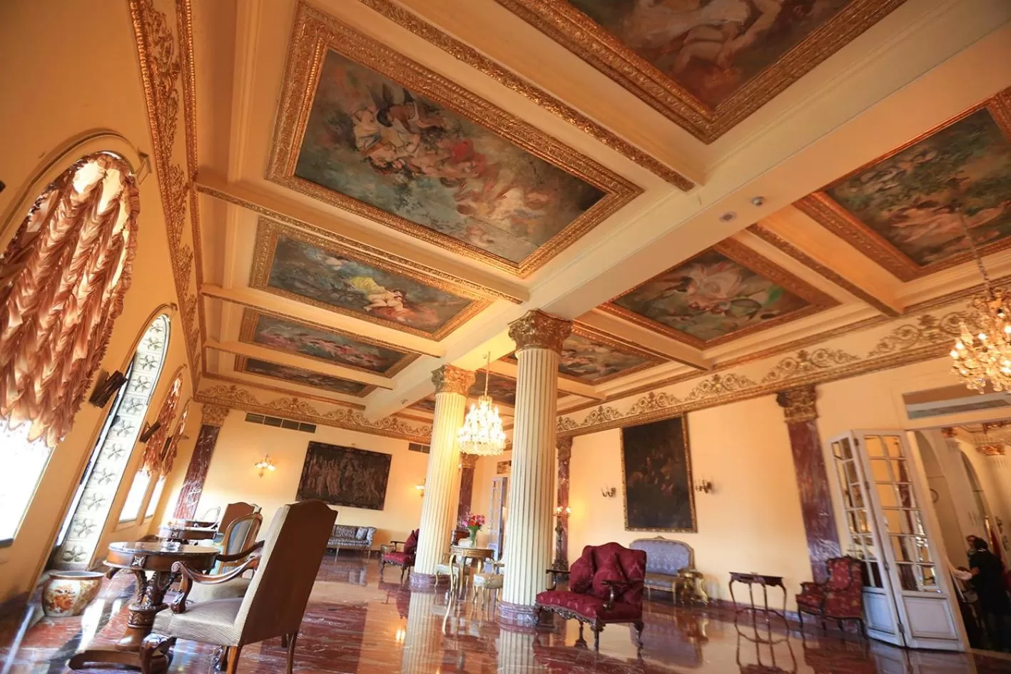 Lounge or bar in Windsor Palace Luxury Heritage Hotel Since 1906 by Paradise Inn Group