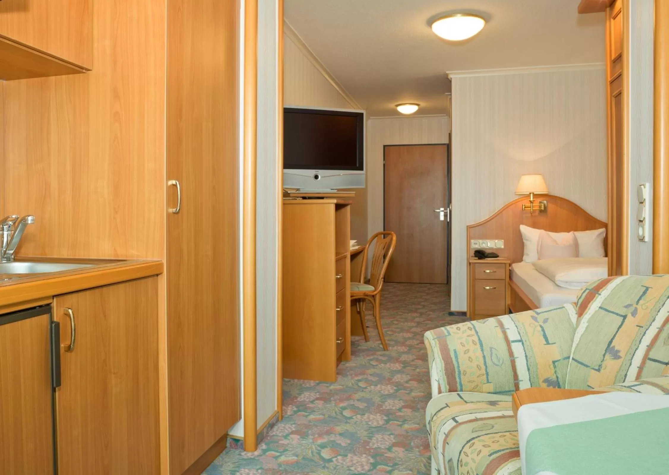 Photo of the whole room, Bed in Hotel Pension Fent