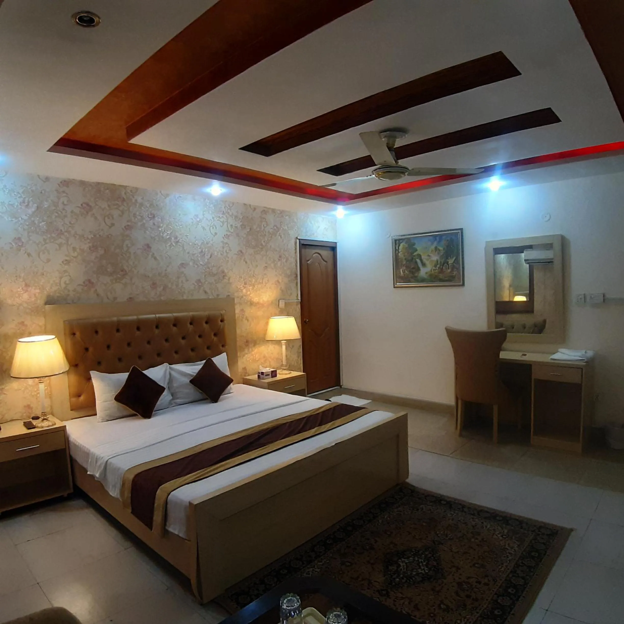 Bedroom in Premier Inn Davis Road Lahore